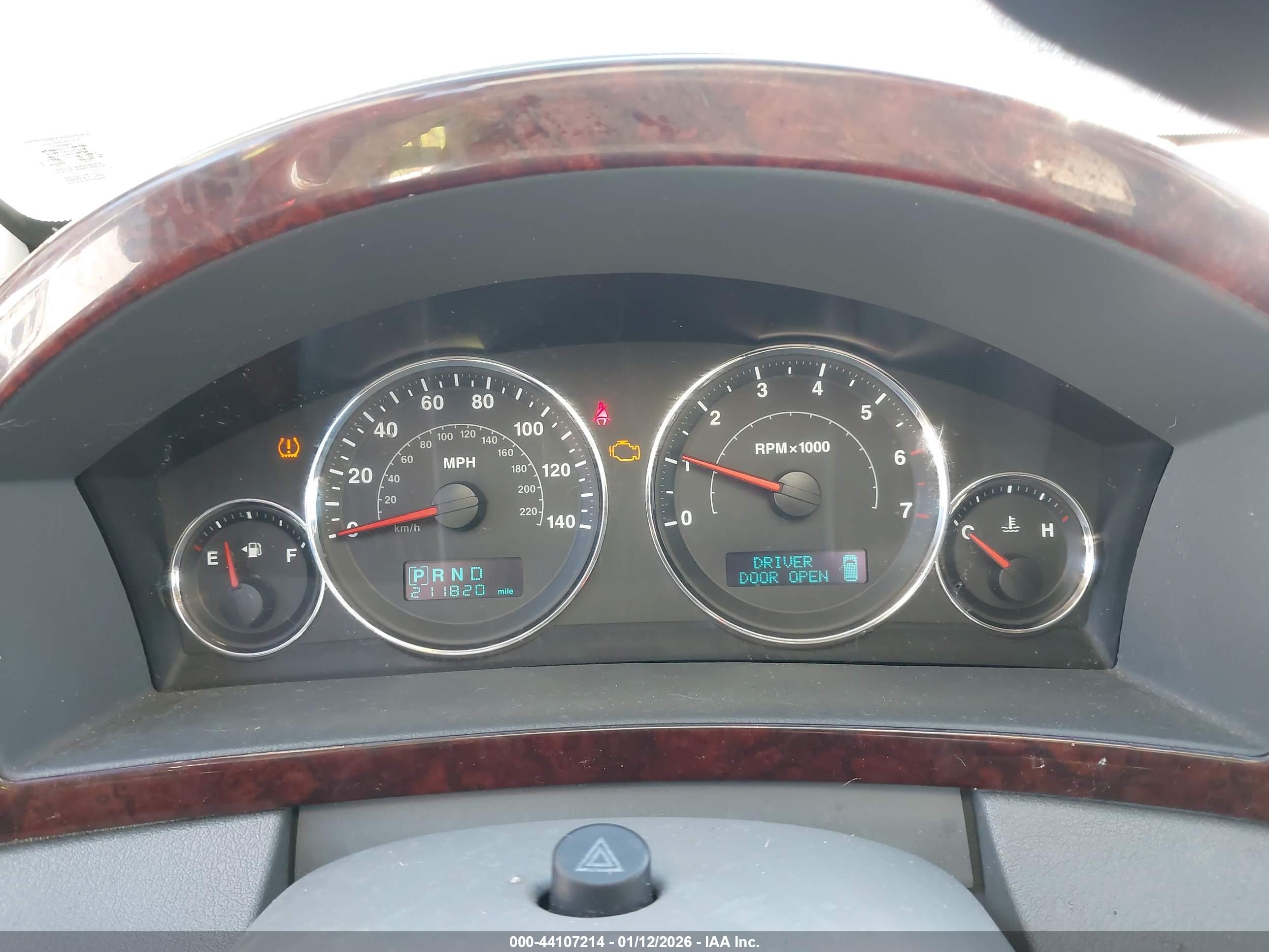 JEEP GRAND image 7