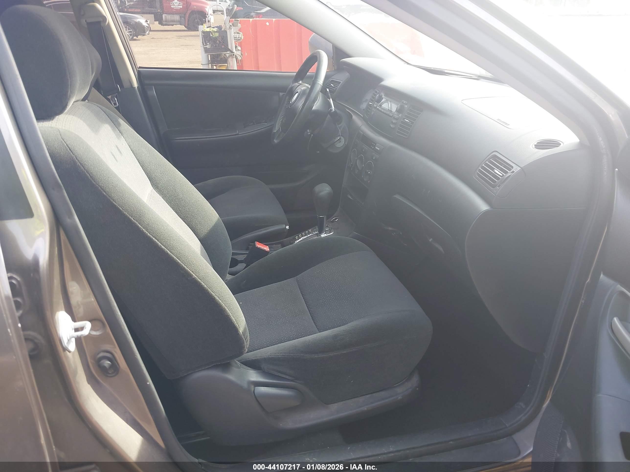 TOYOTA COROLLA image 5