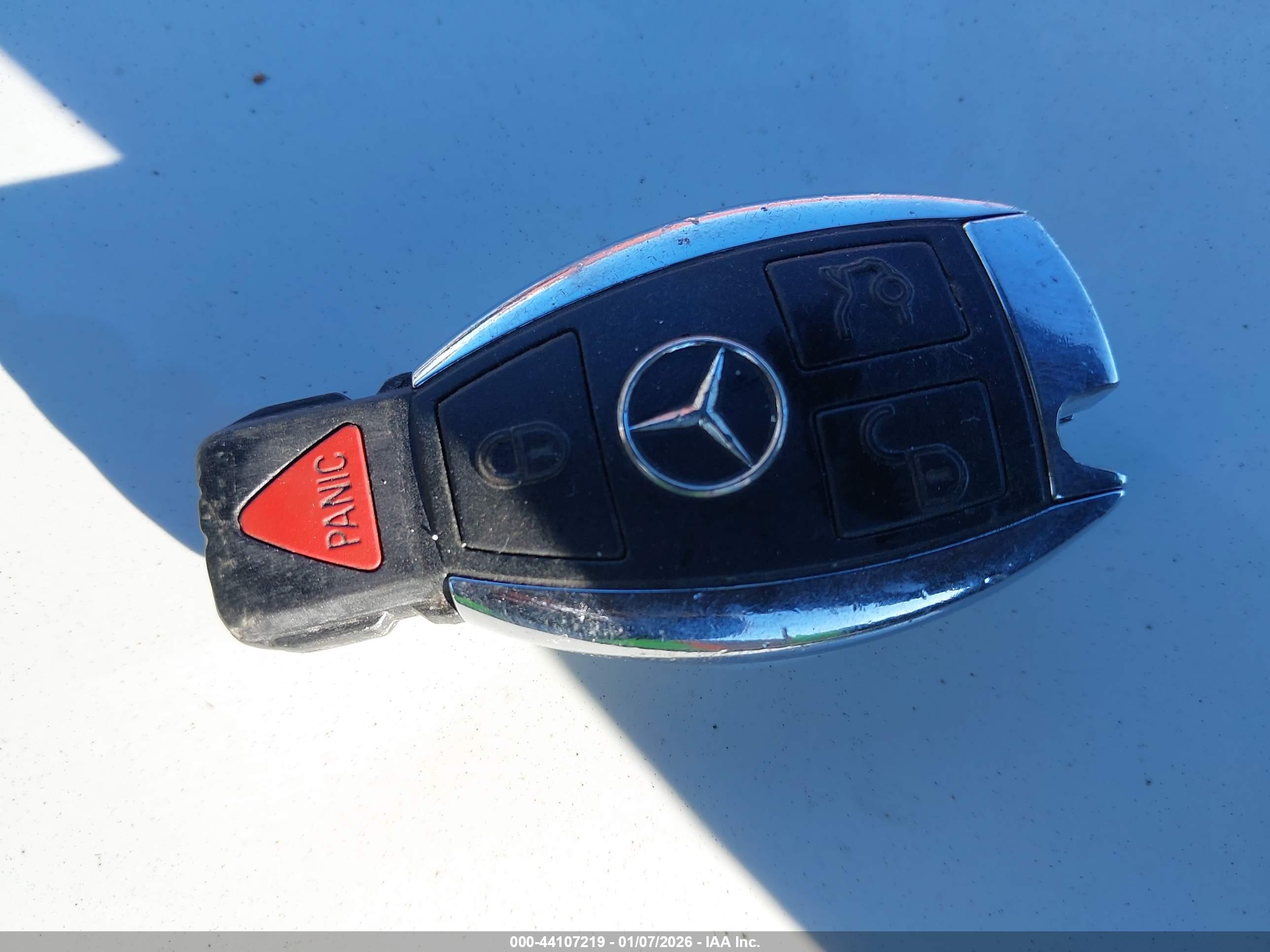 MERCEDES-BENZ C image 11