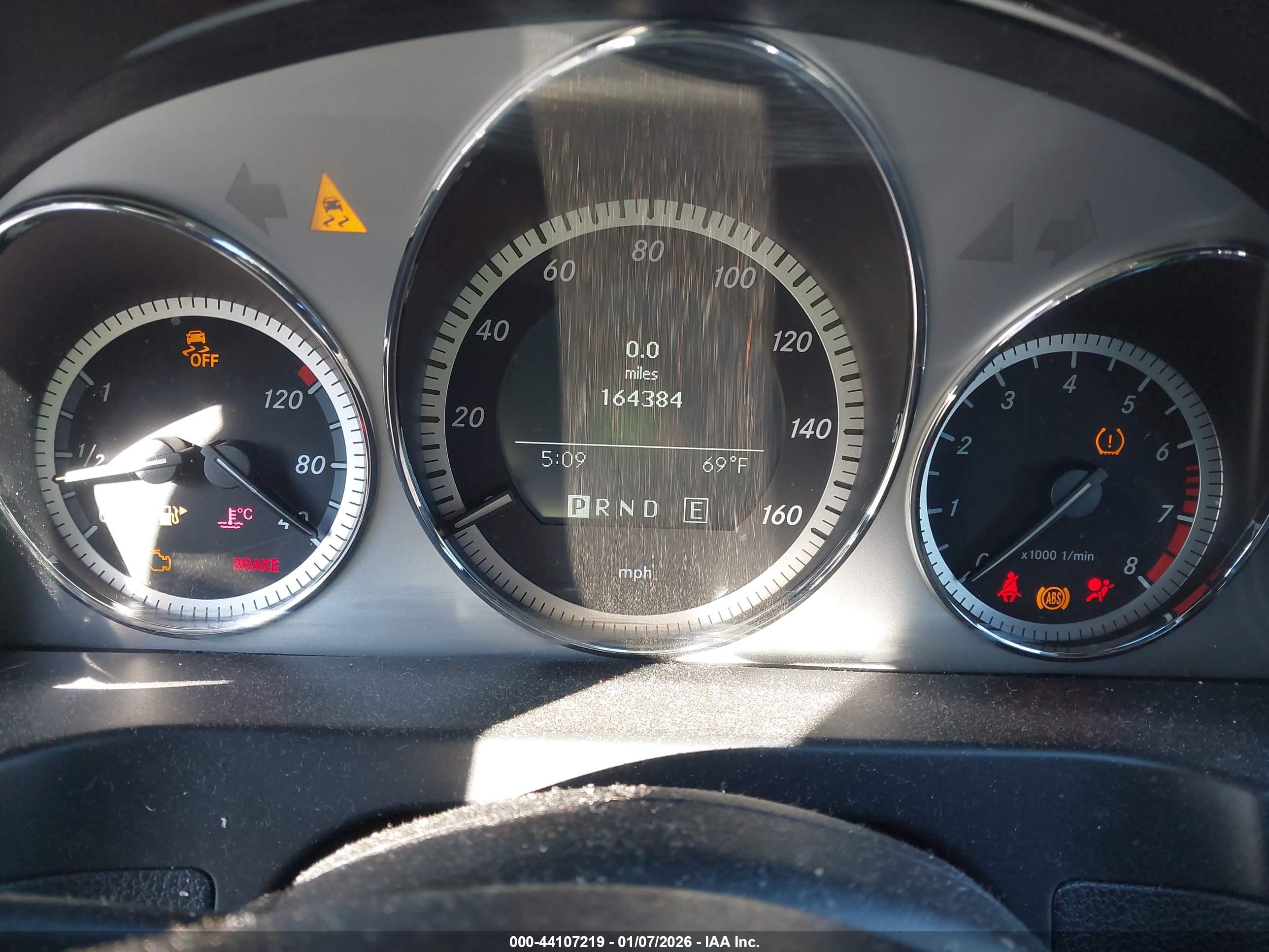 MERCEDES-BENZ C image 7