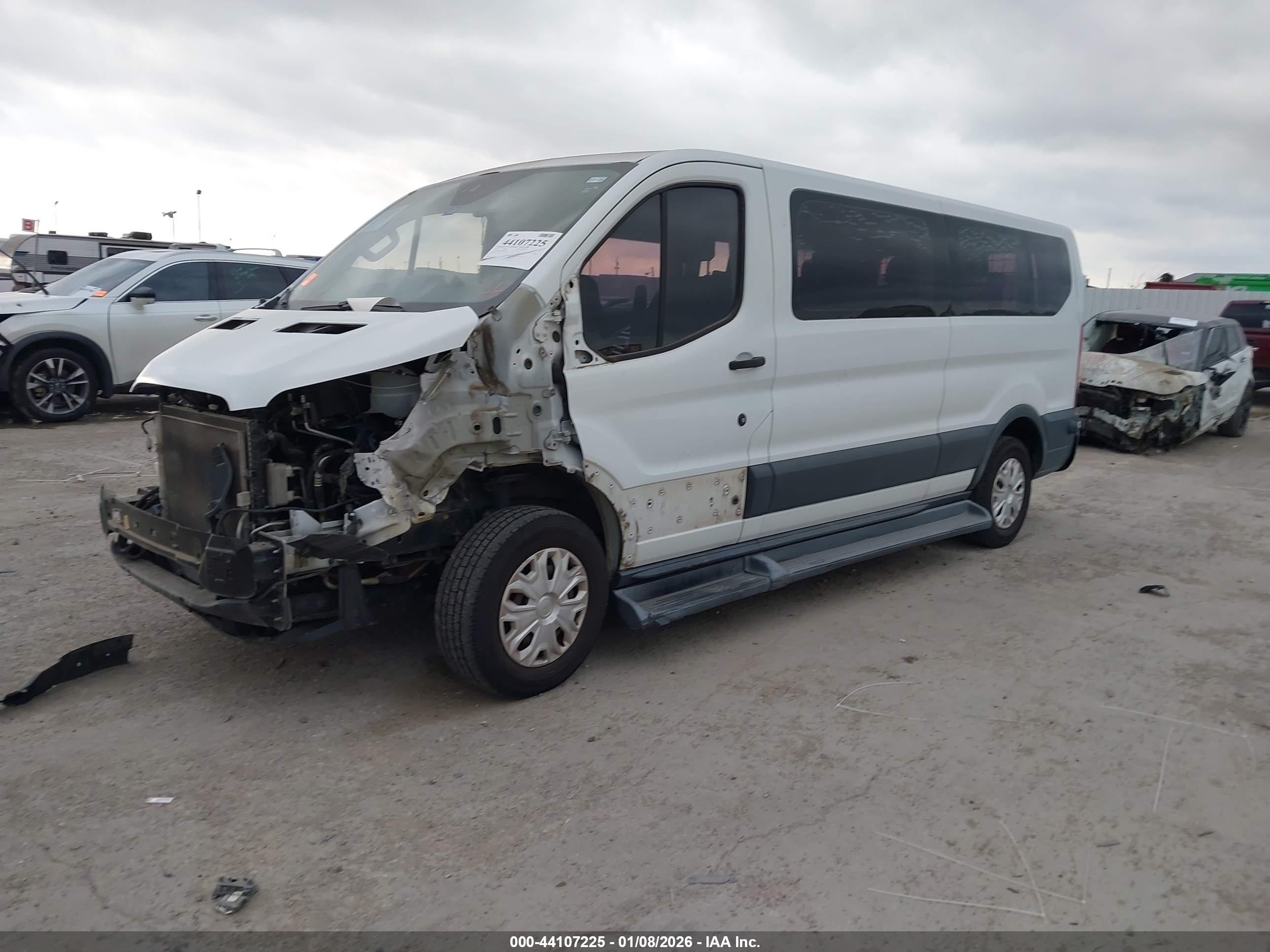 FORD TRANSIT-350 image 2