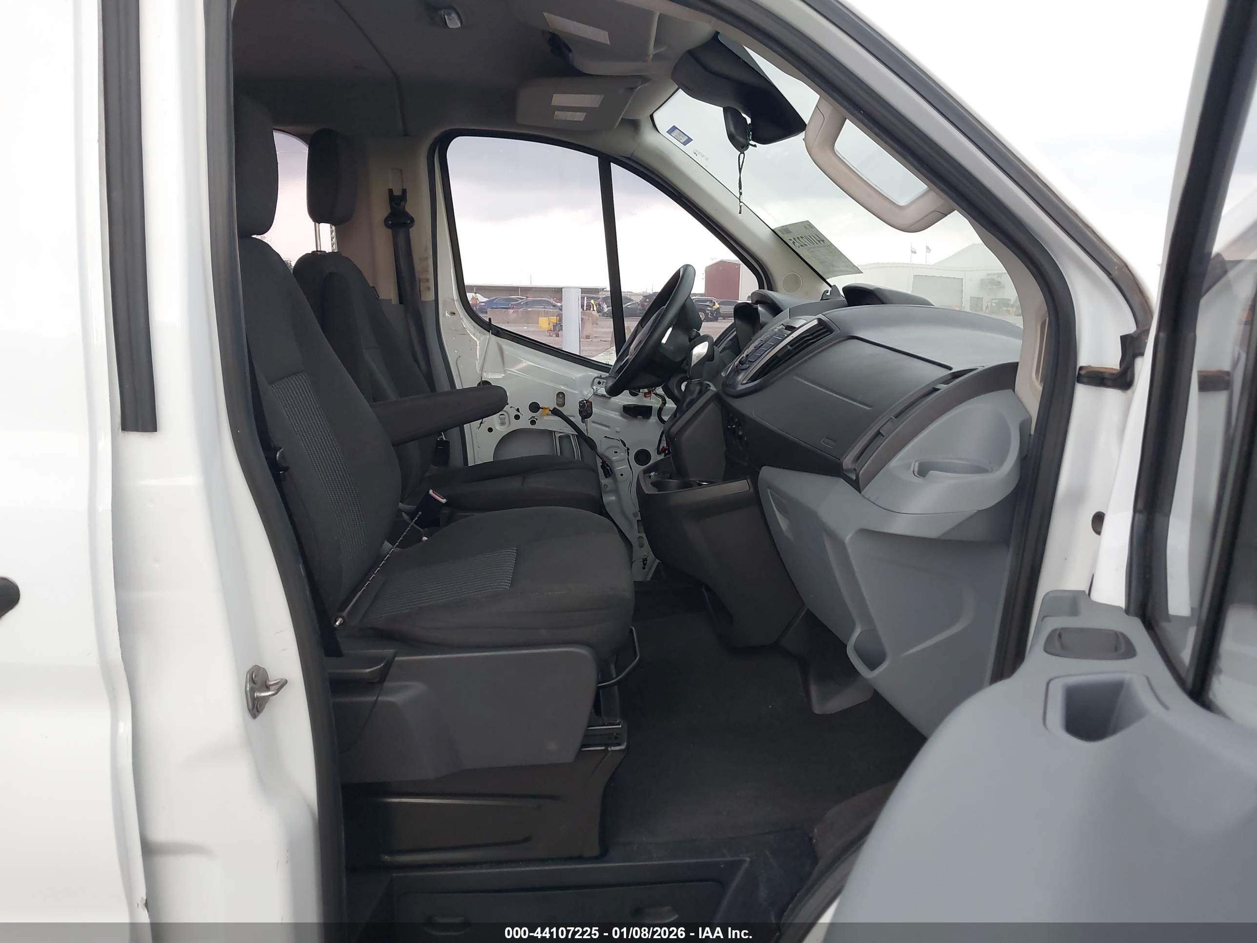 FORD TRANSIT-350 image 5