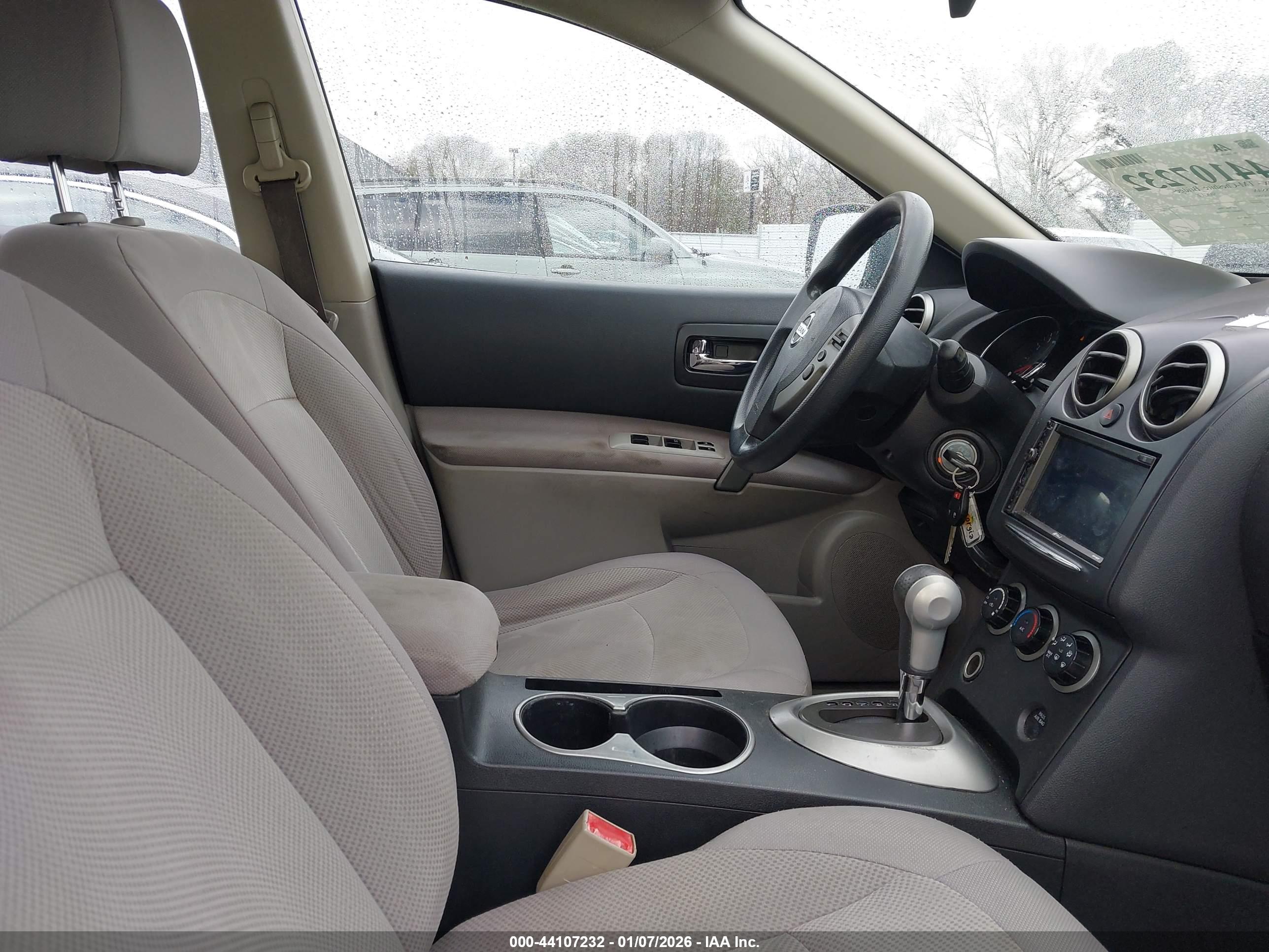 NISSAN ROGUE image 5