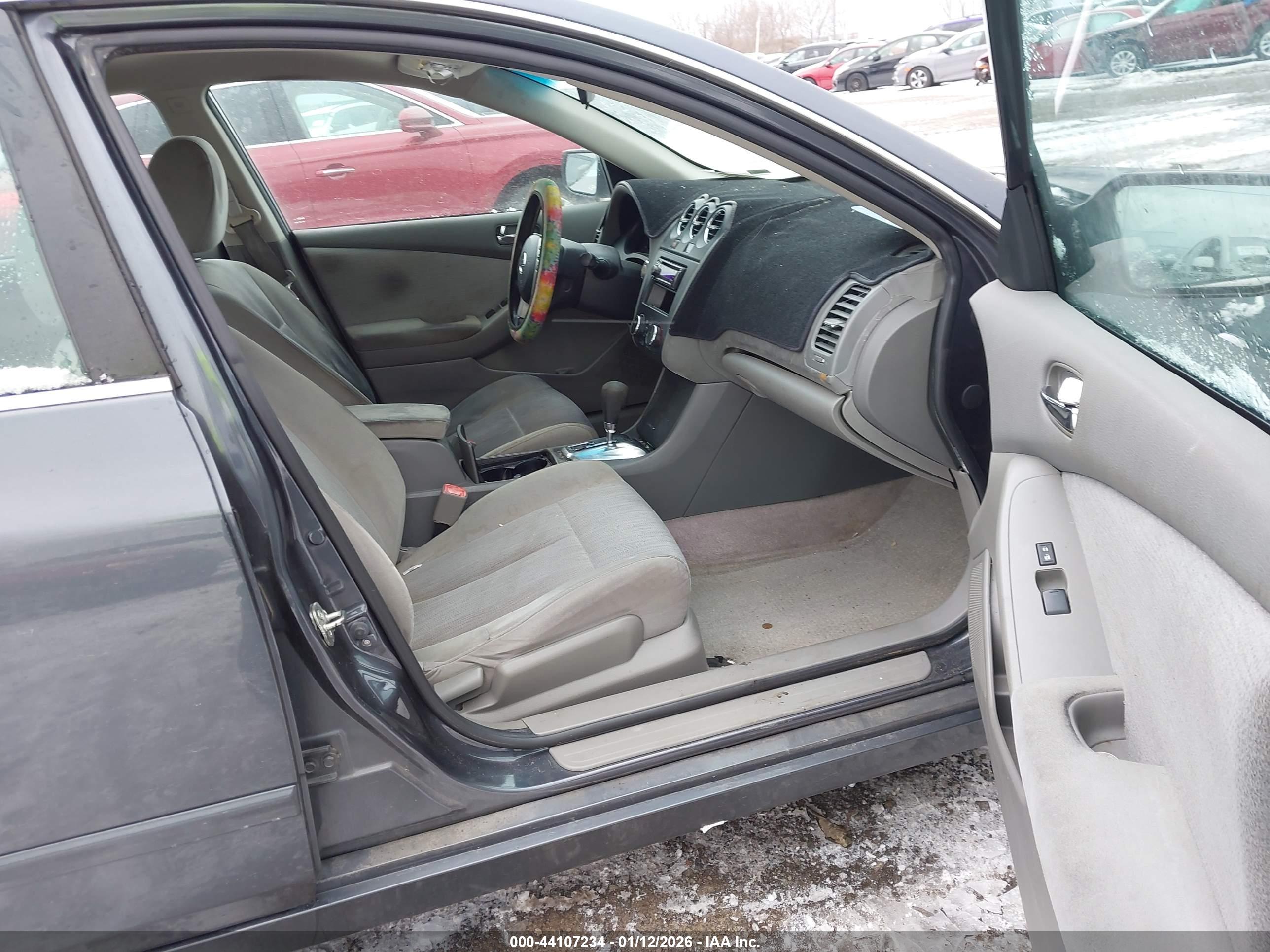 NISSAN ALTIMA image 5