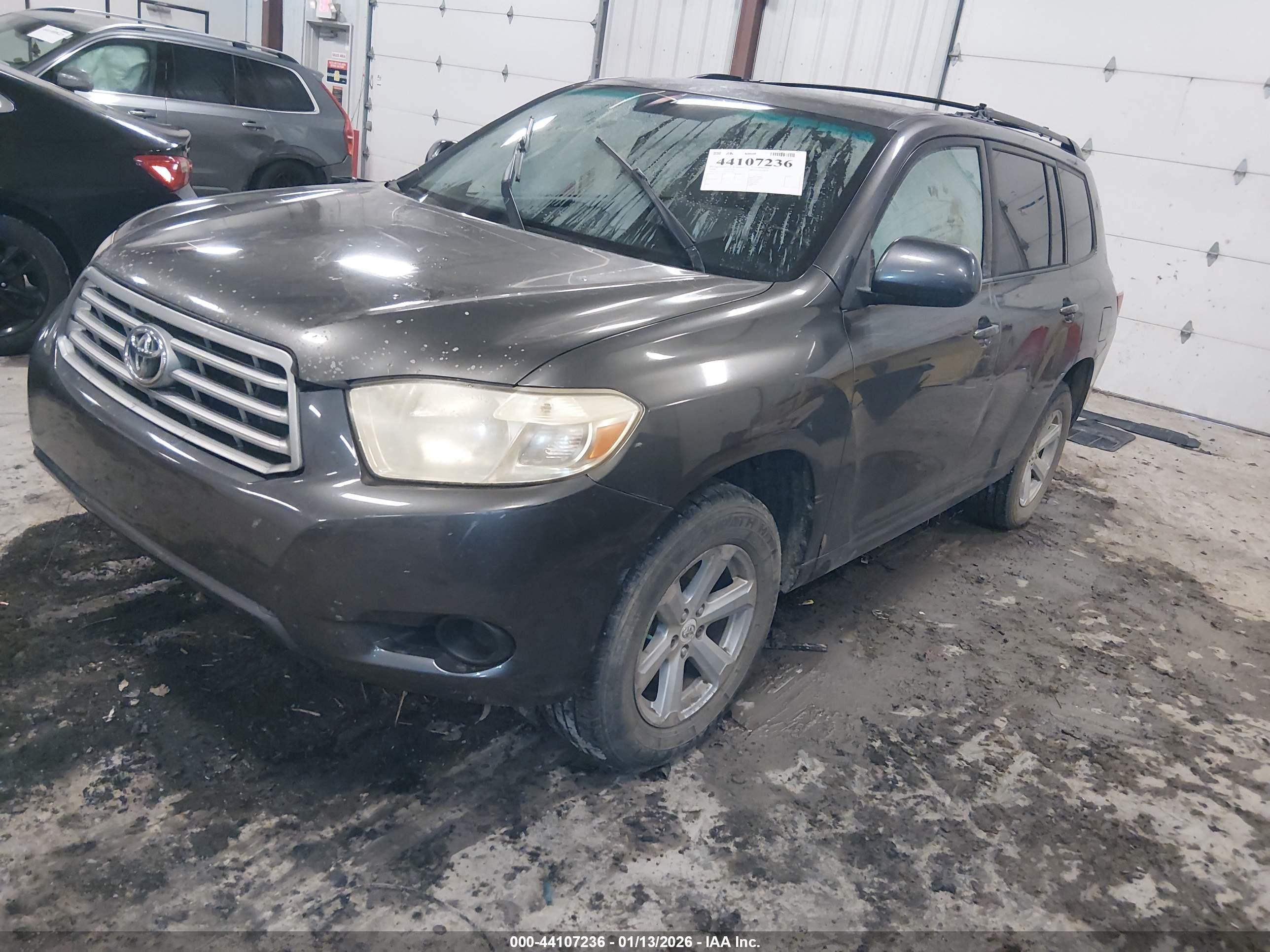 TOYOTA HIGHLANDER image 2