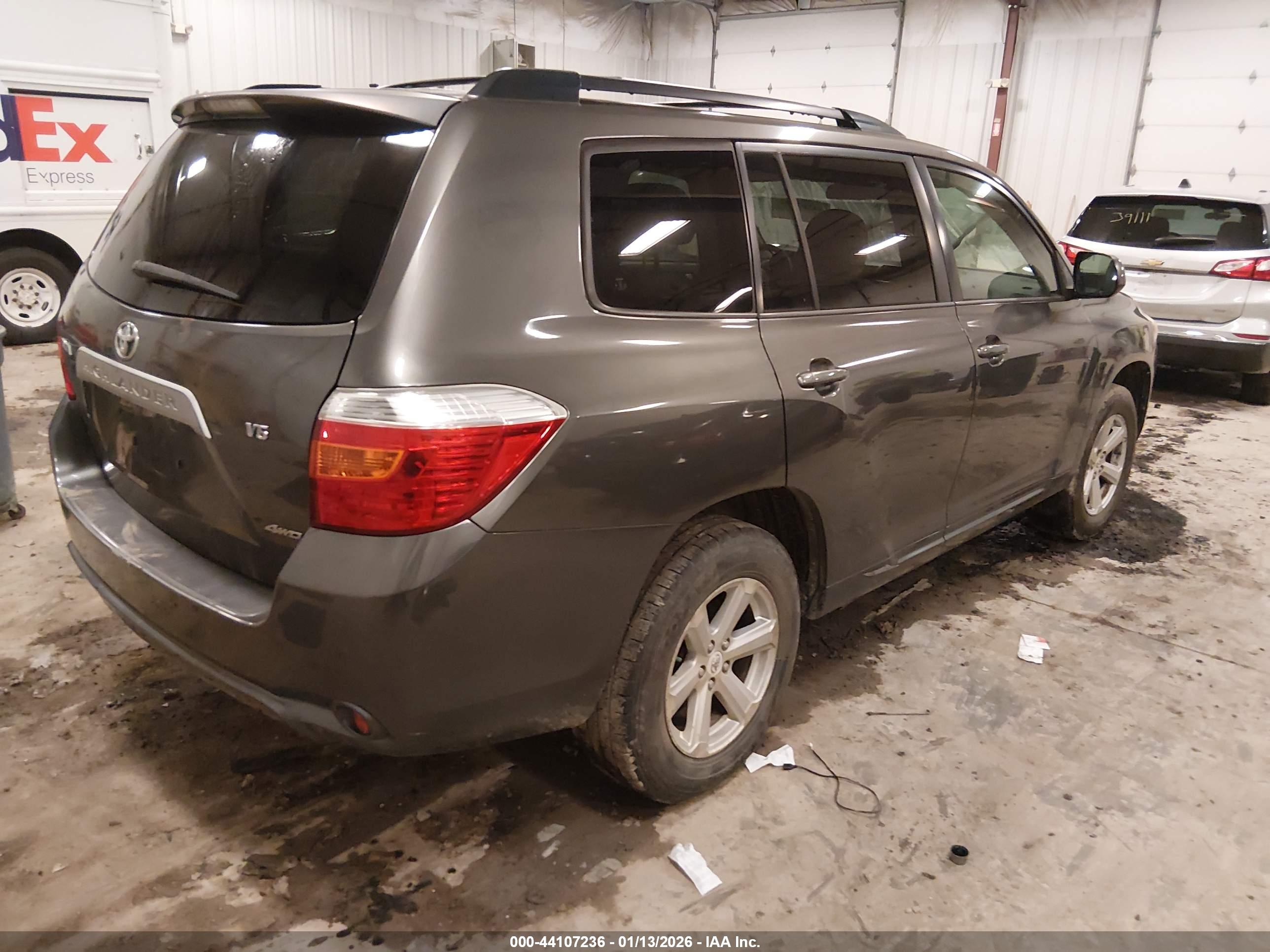 TOYOTA HIGHLANDER image 4