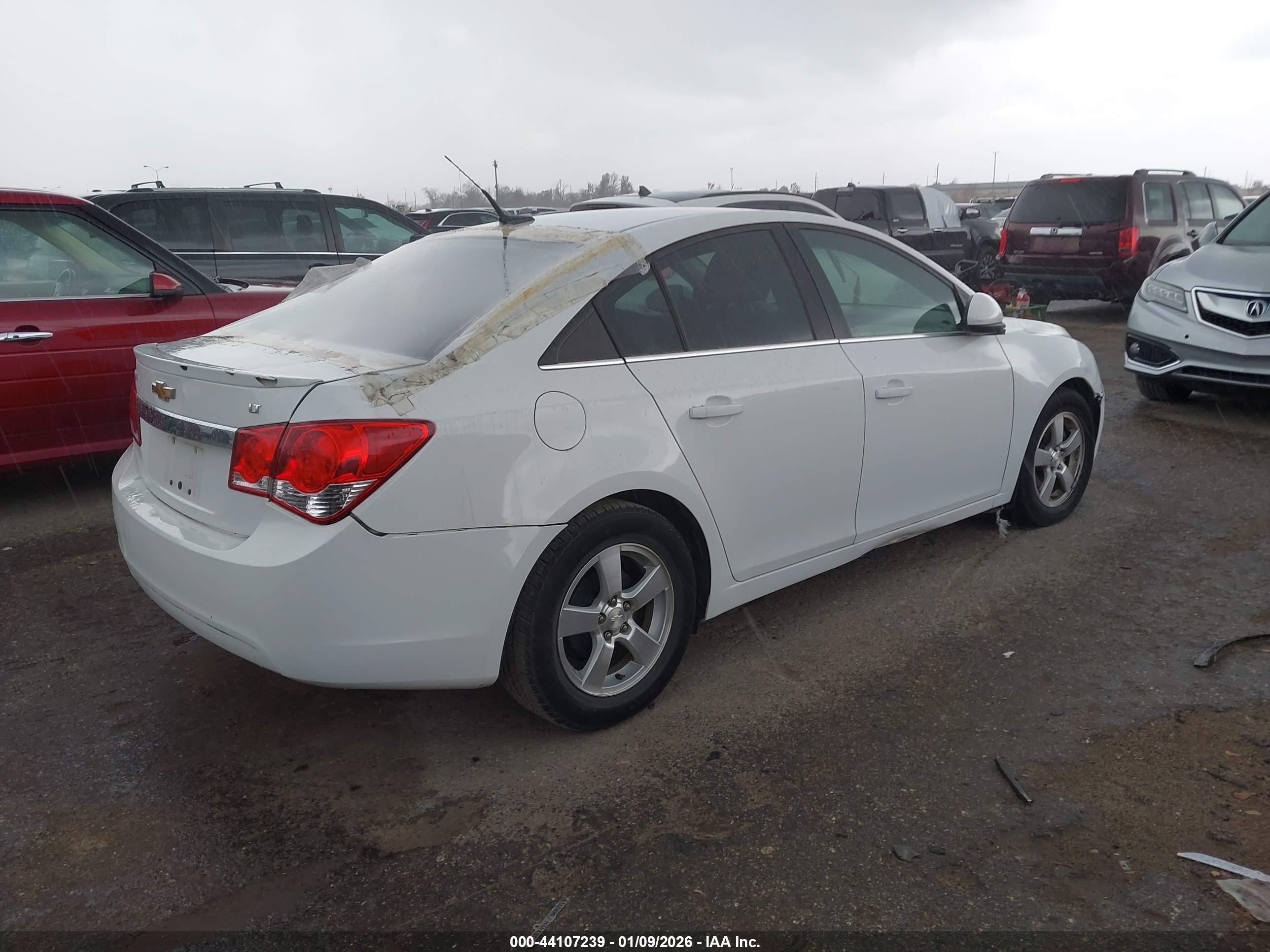 CHEVROLET CRUZE image 4