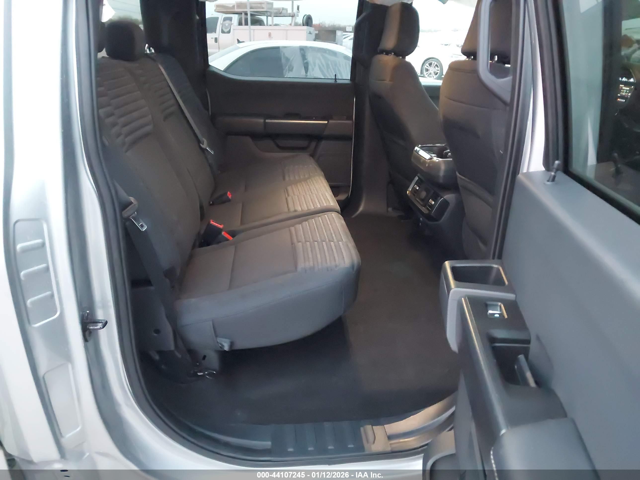 FORD F-150 image 8