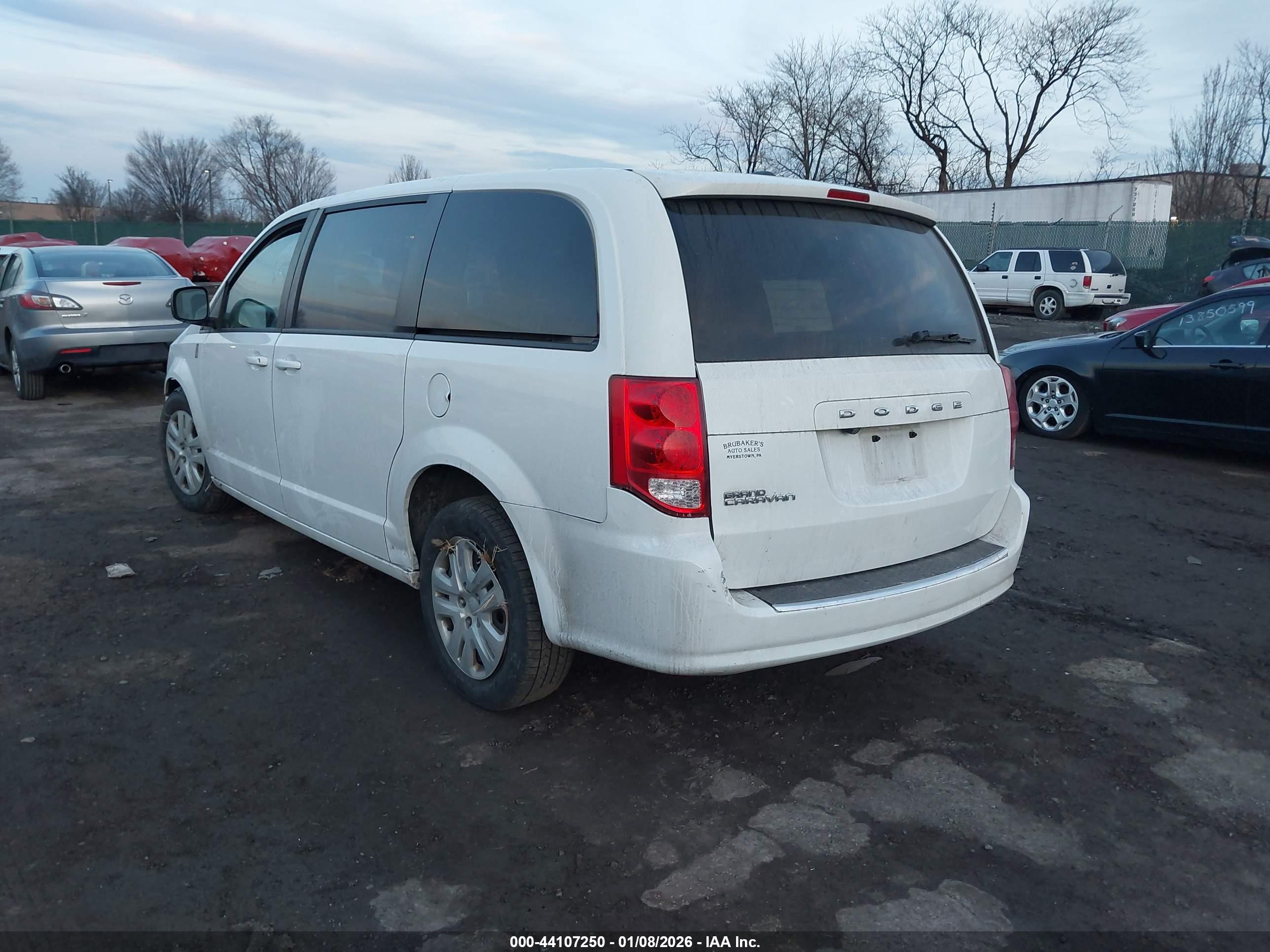 DODGE GRAND image 3