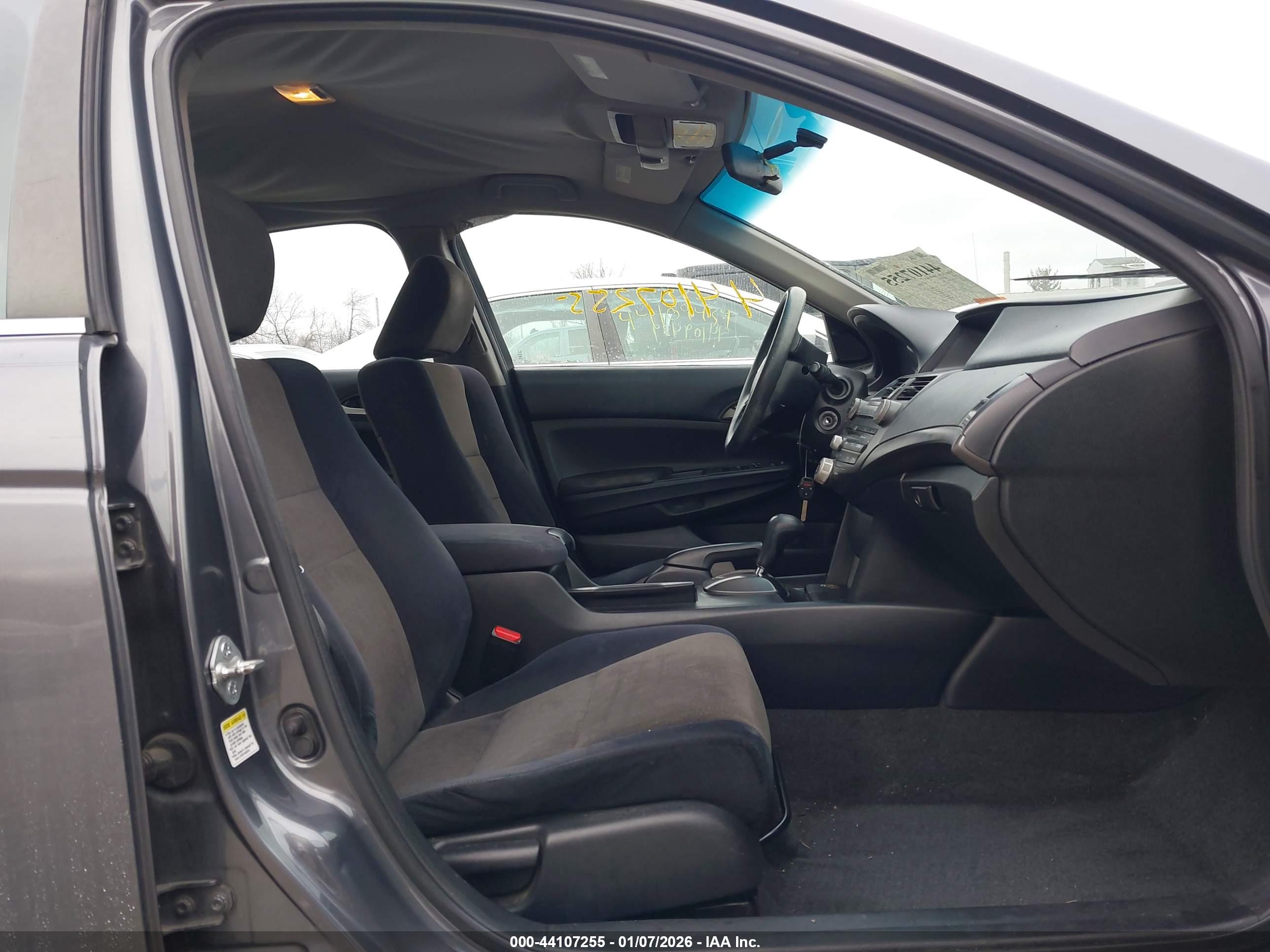 HONDA ACCORD image 5