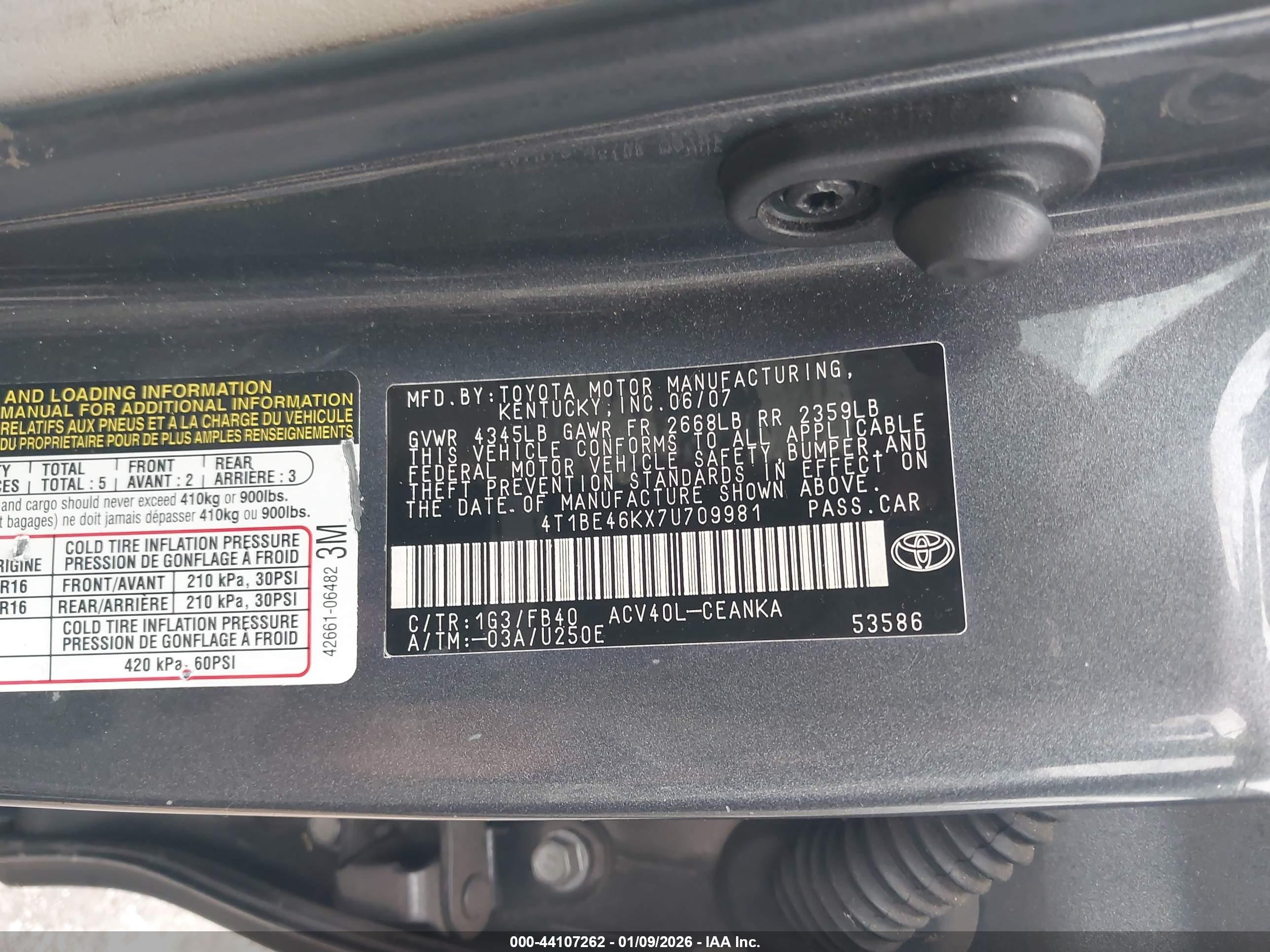TOYOTA CAMRY image 9