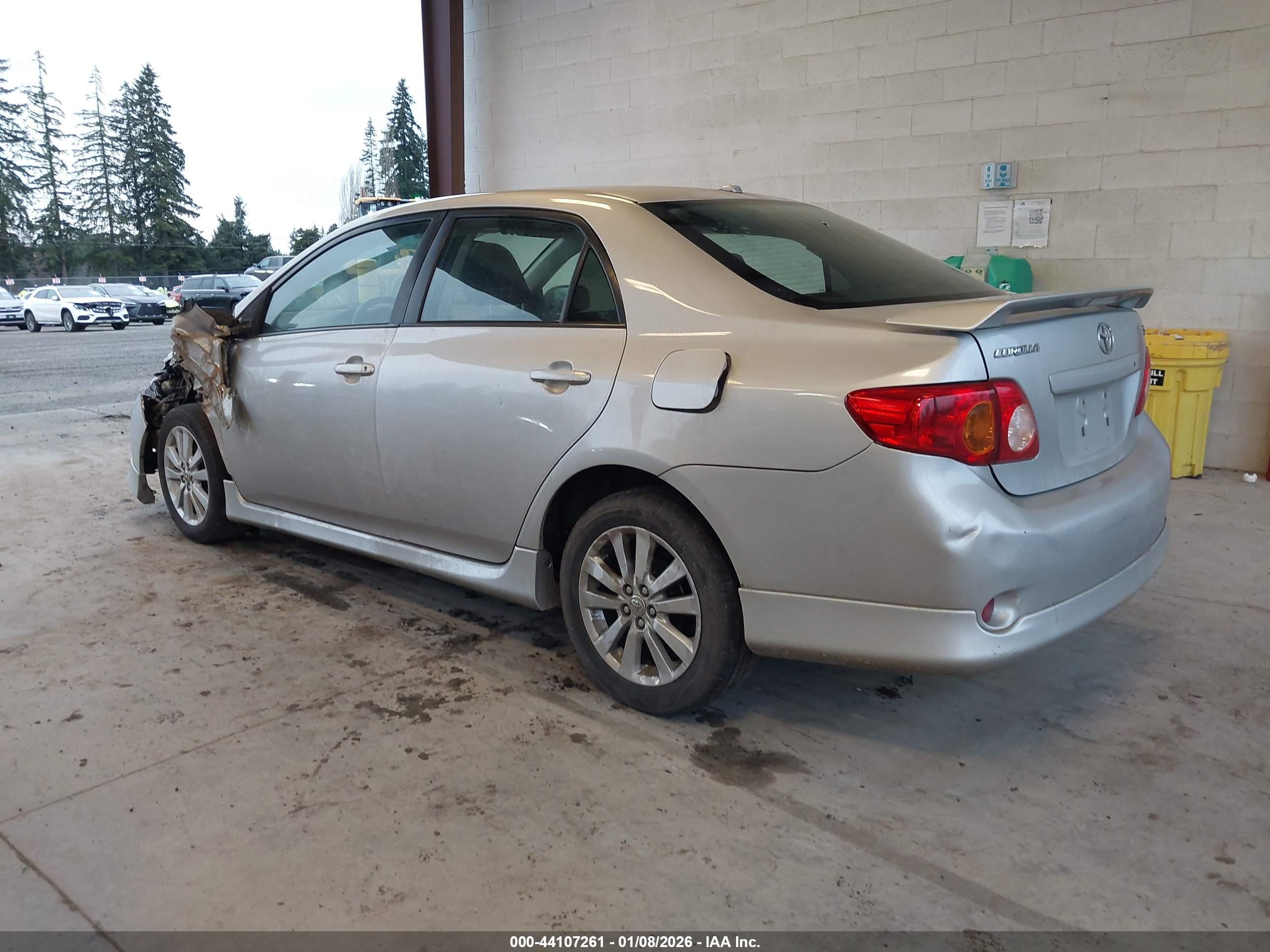 TOYOTA COROLLA image 3