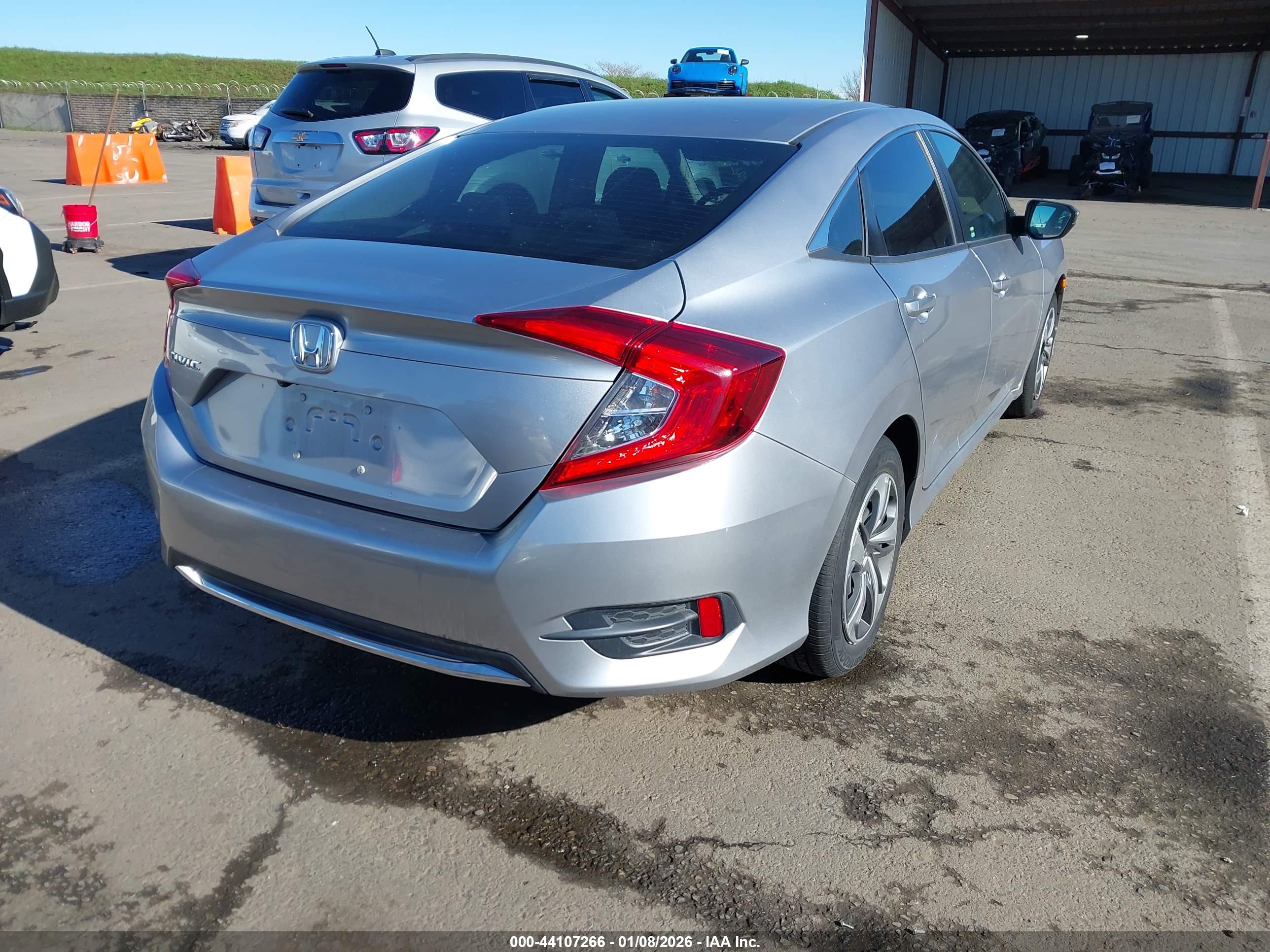HONDA CIVIC image 4