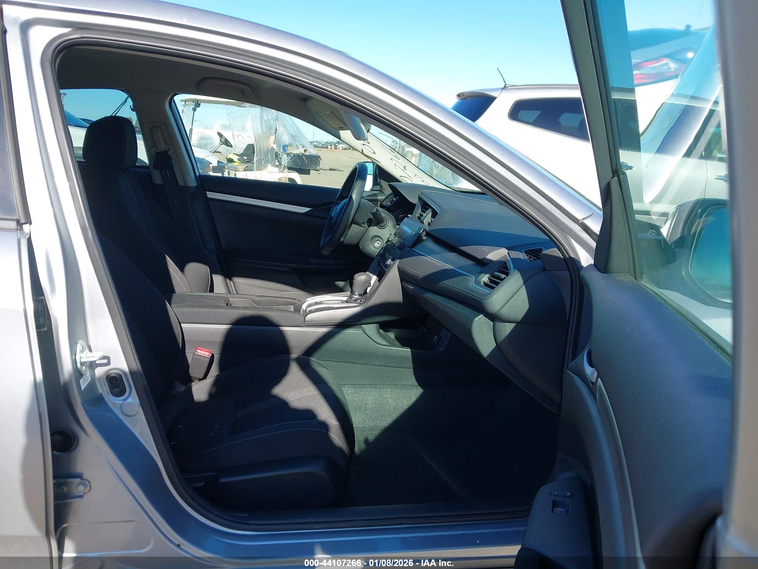 HONDA CIVIC image 5