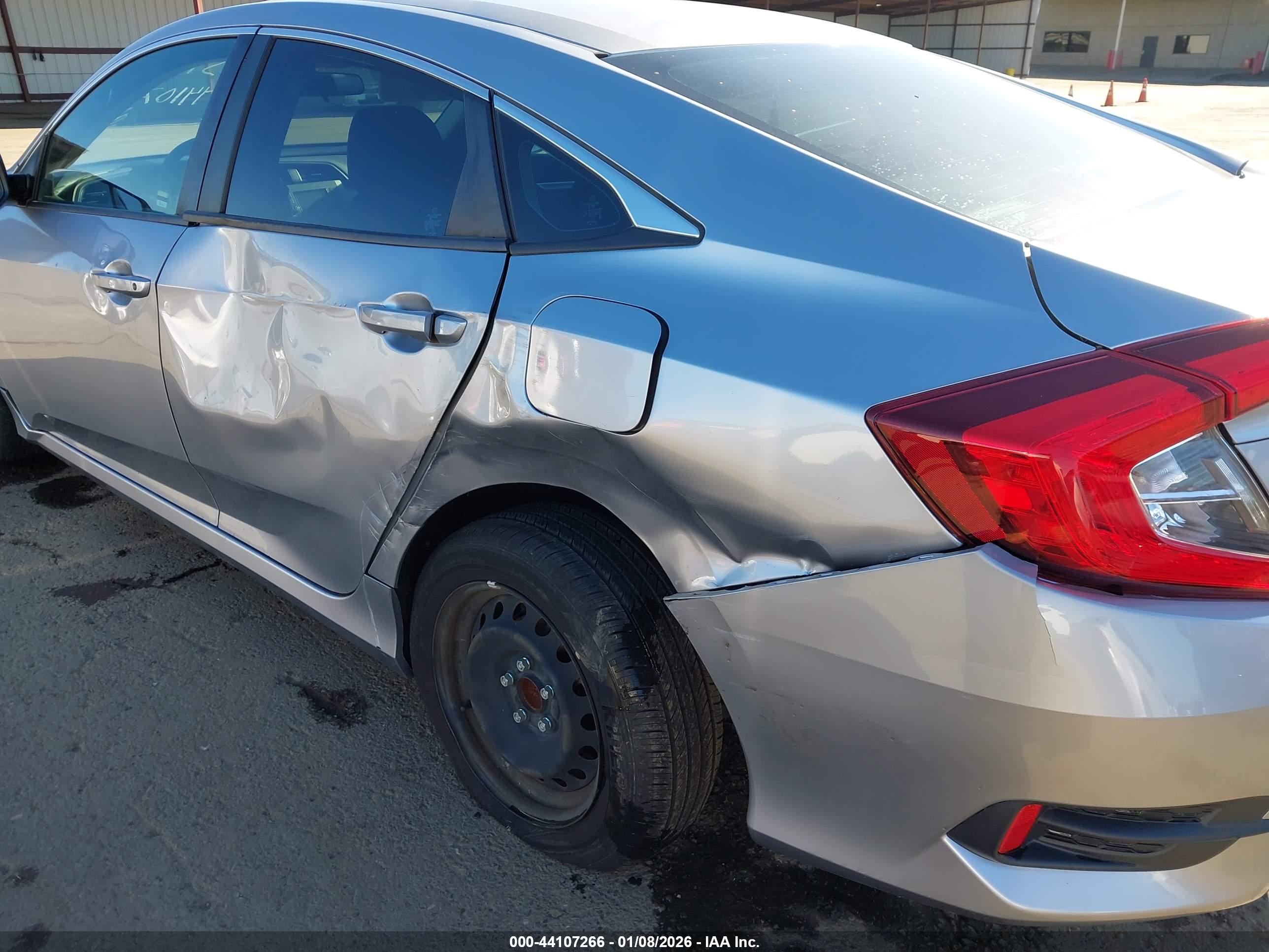 HONDA CIVIC image 6