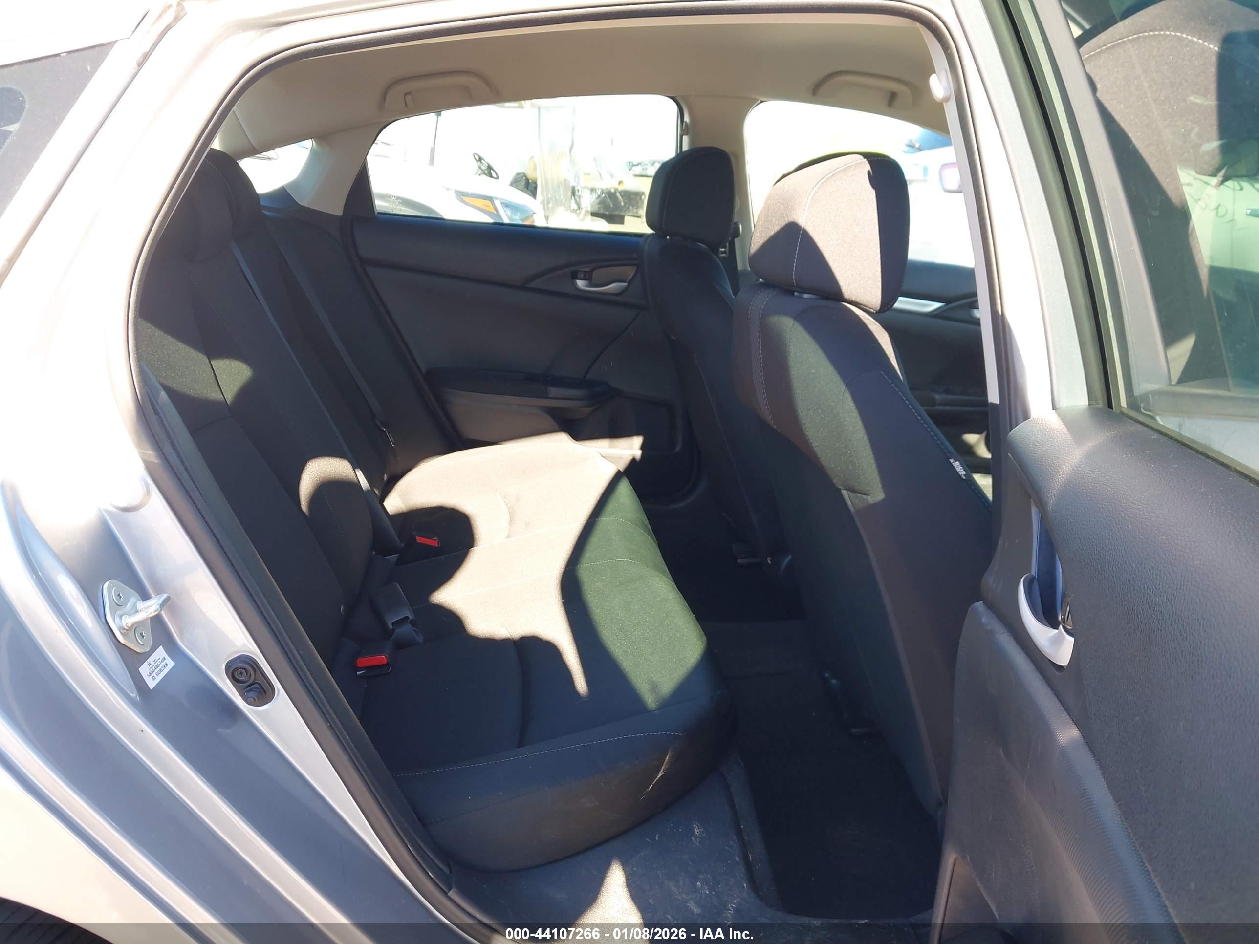HONDA CIVIC image 8