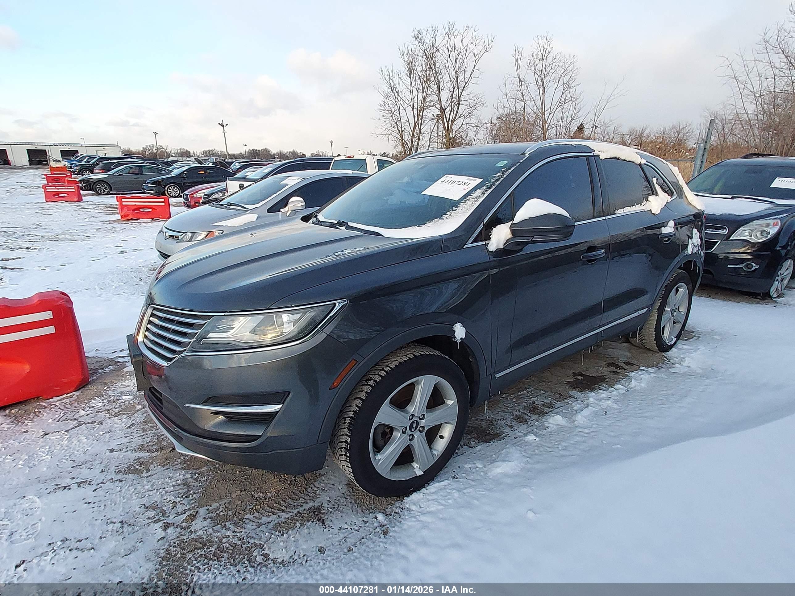 LINCOLN MKC image 2