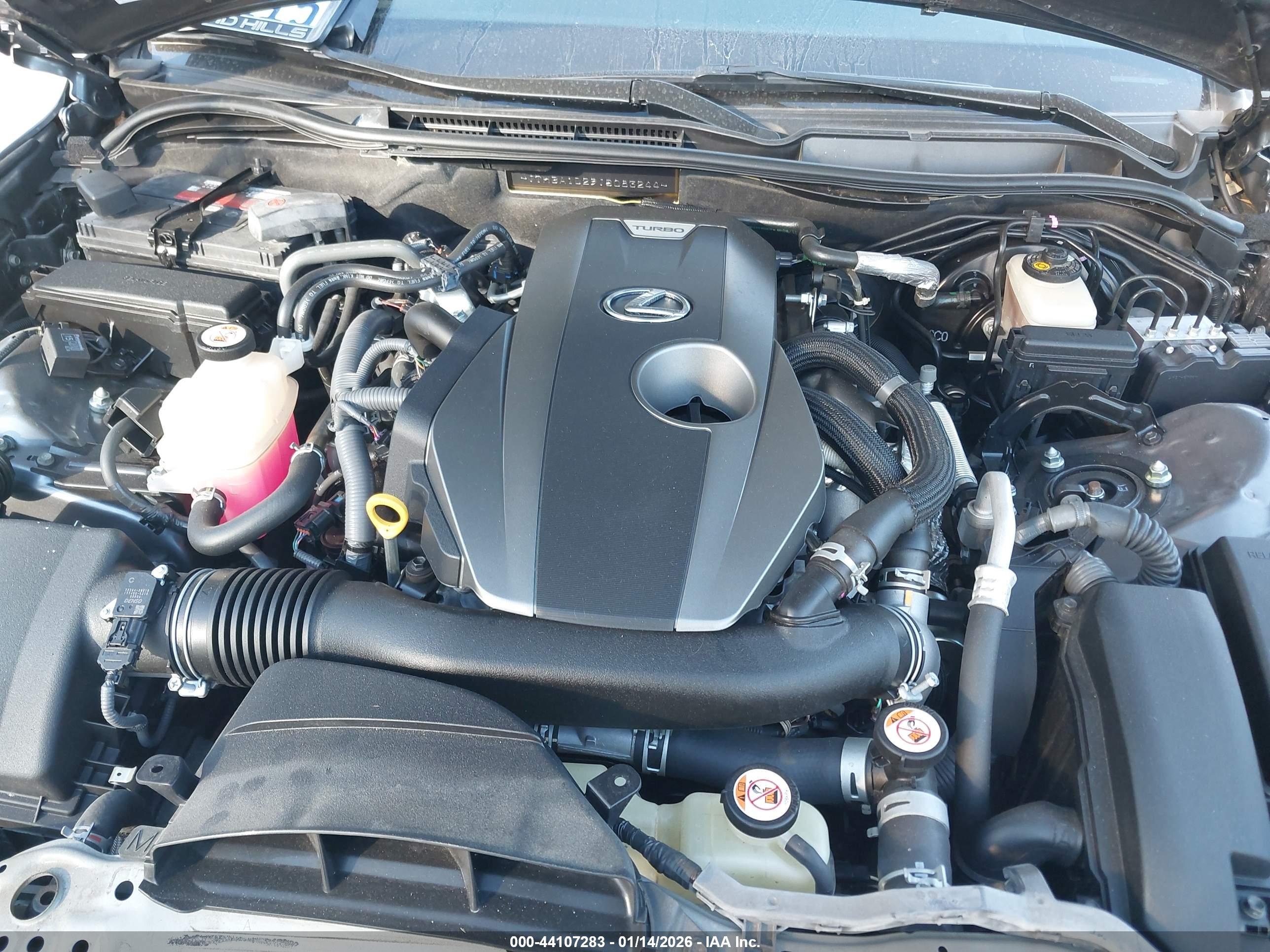 LEXUS IS image 10