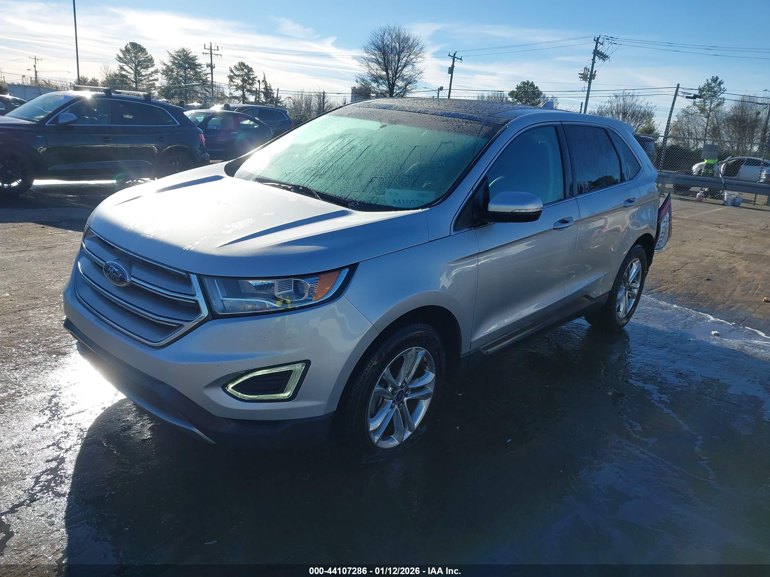 FORD EDGE image 2