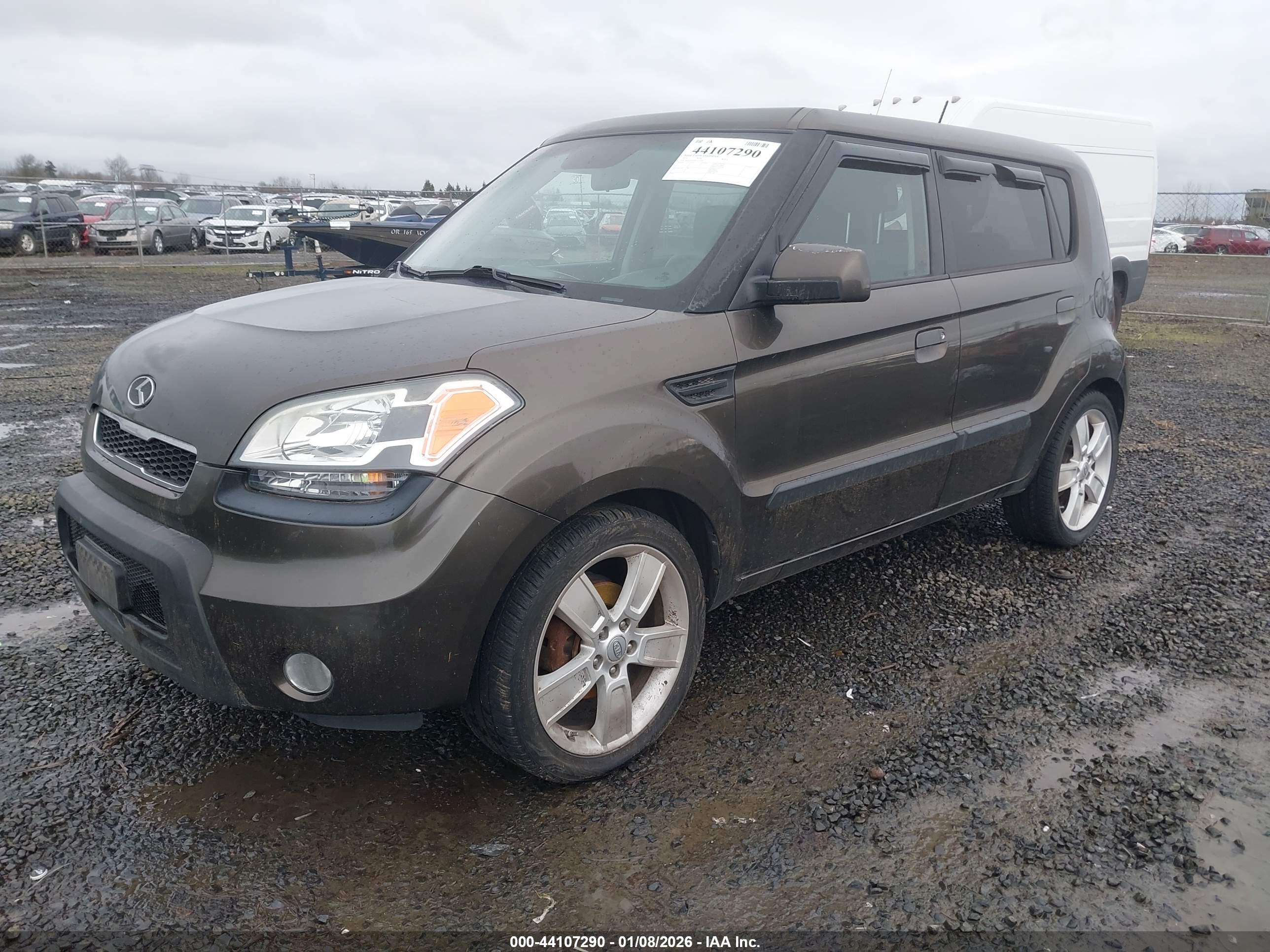 KIA SOUL image 2