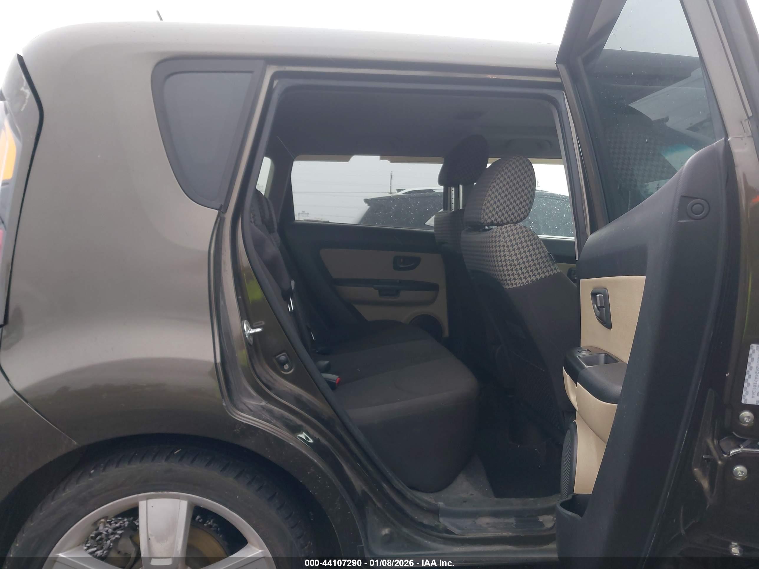KIA SOUL image 8