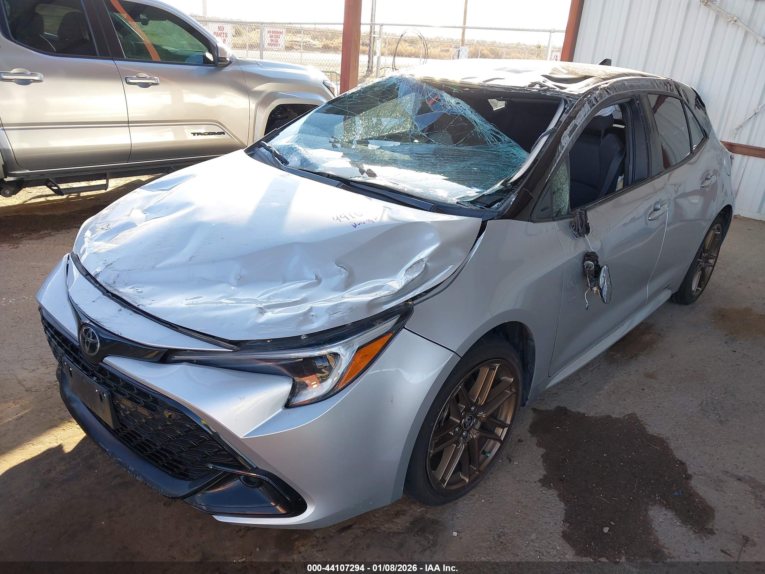 TOYOTA COROLLA image 6