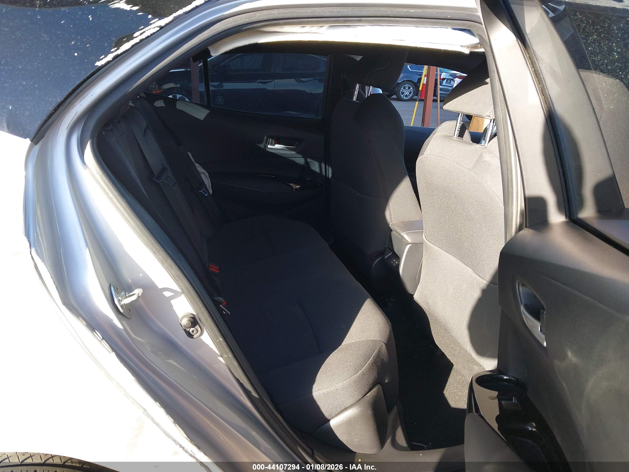 TOYOTA COROLLA image 8