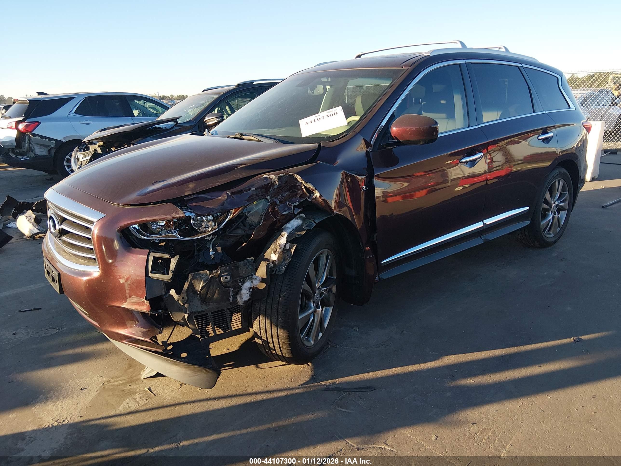 INFINITI QX60 image 2