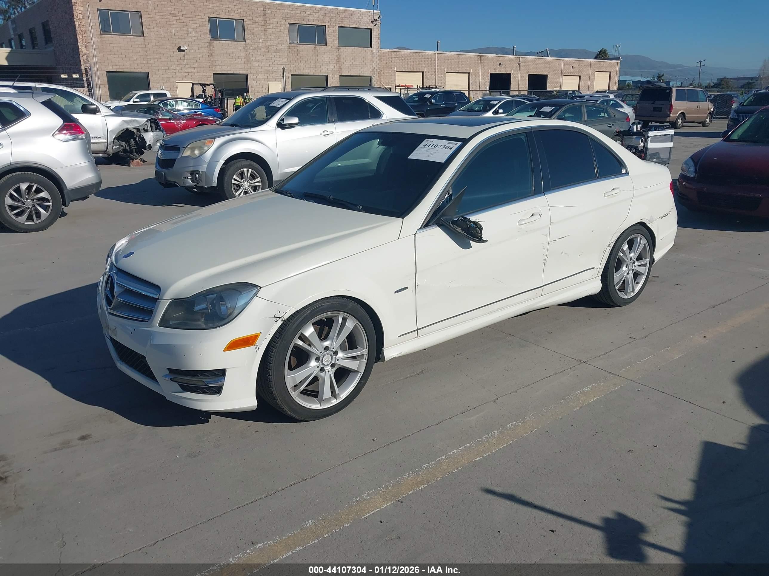 MERCEDES-BENZ C image 2