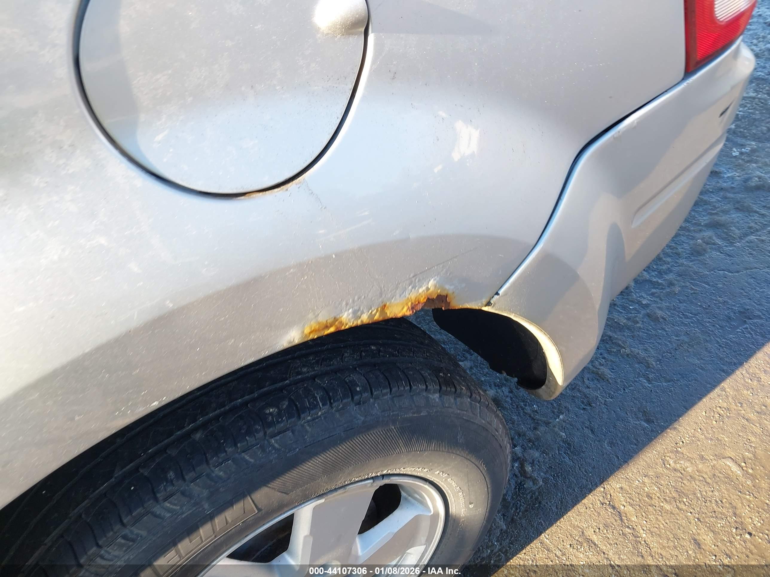 FORD ESCAPE image 6