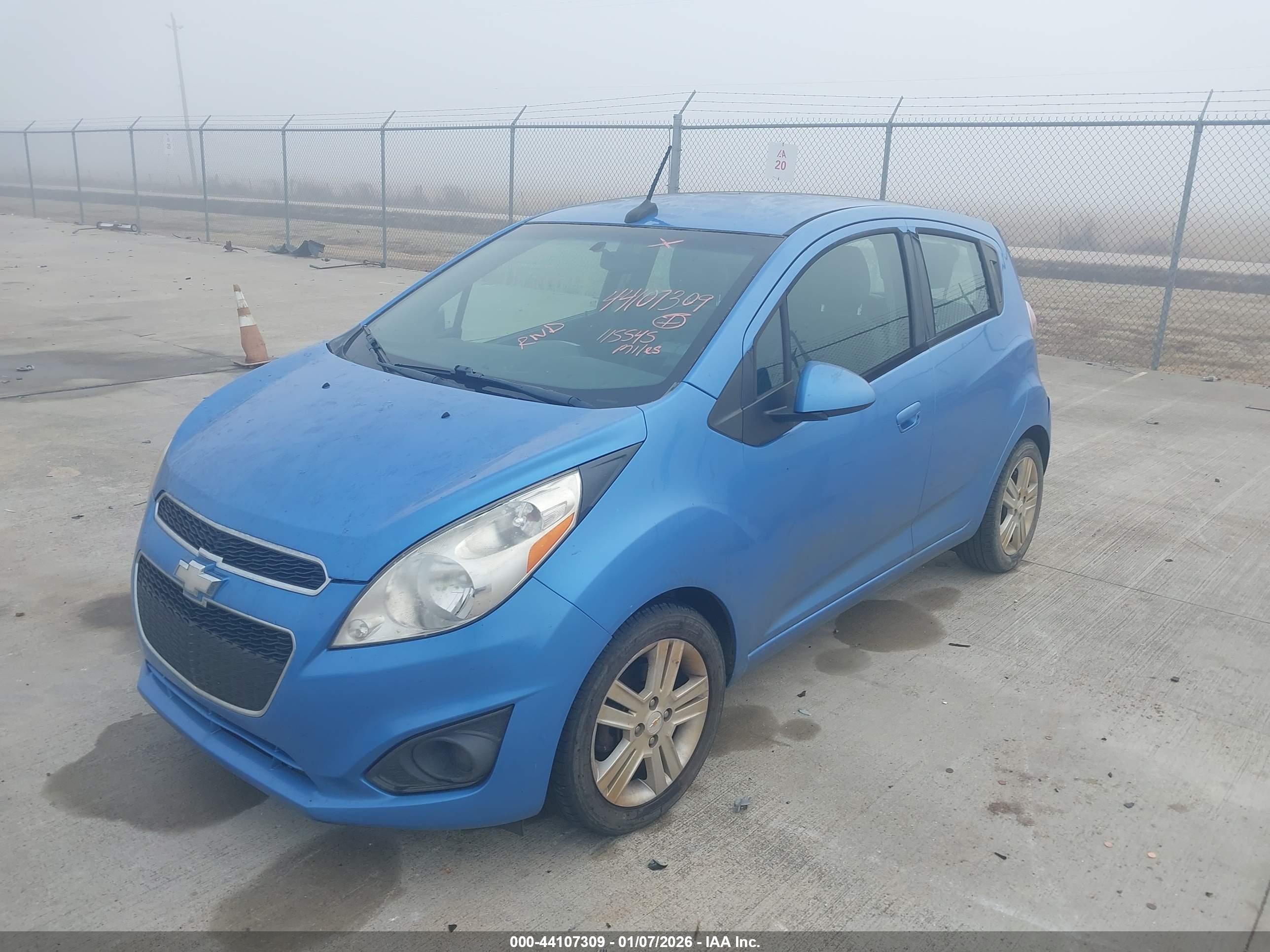 CHEVROLET SPARK image 2