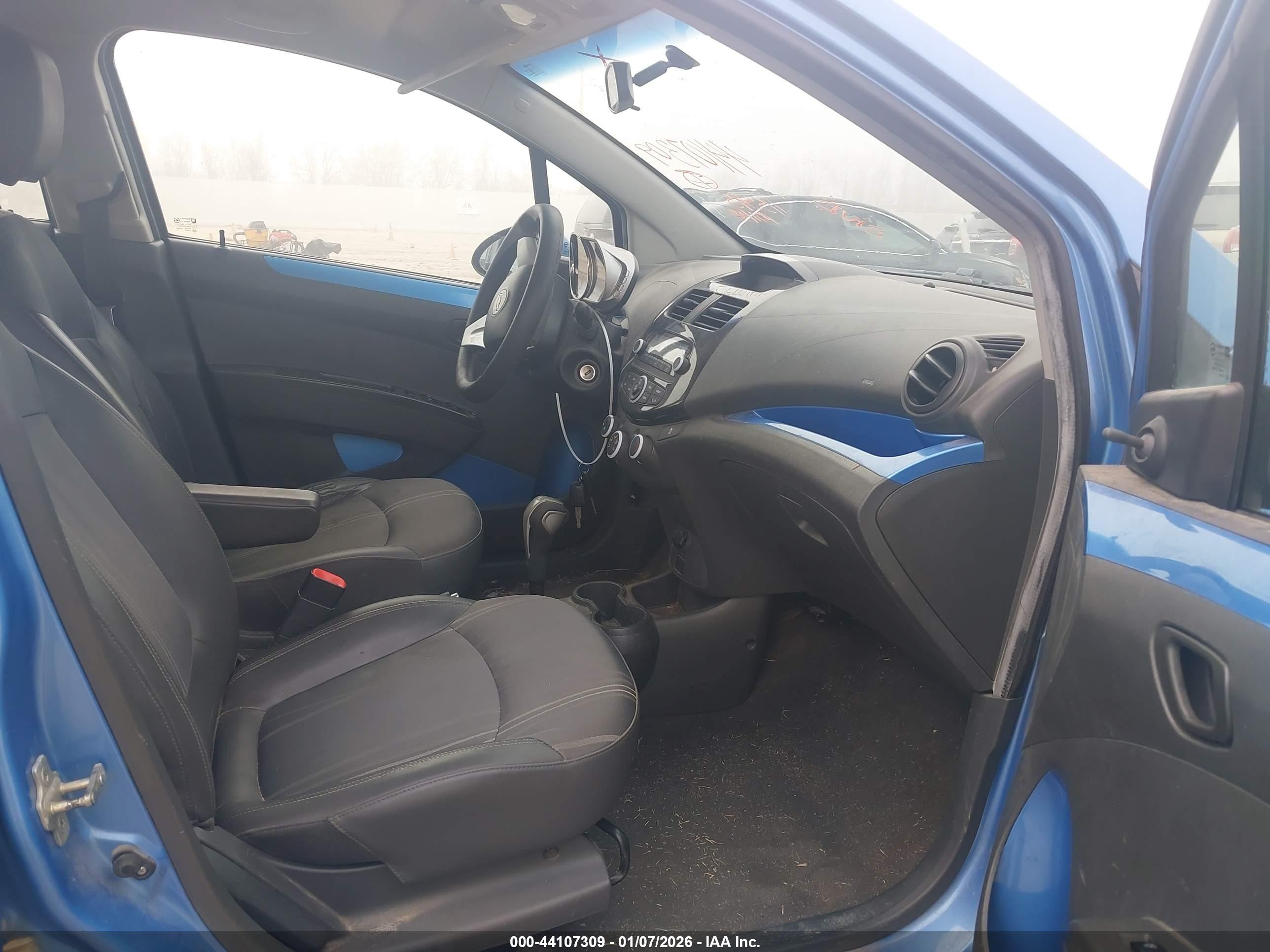 CHEVROLET SPARK image 5