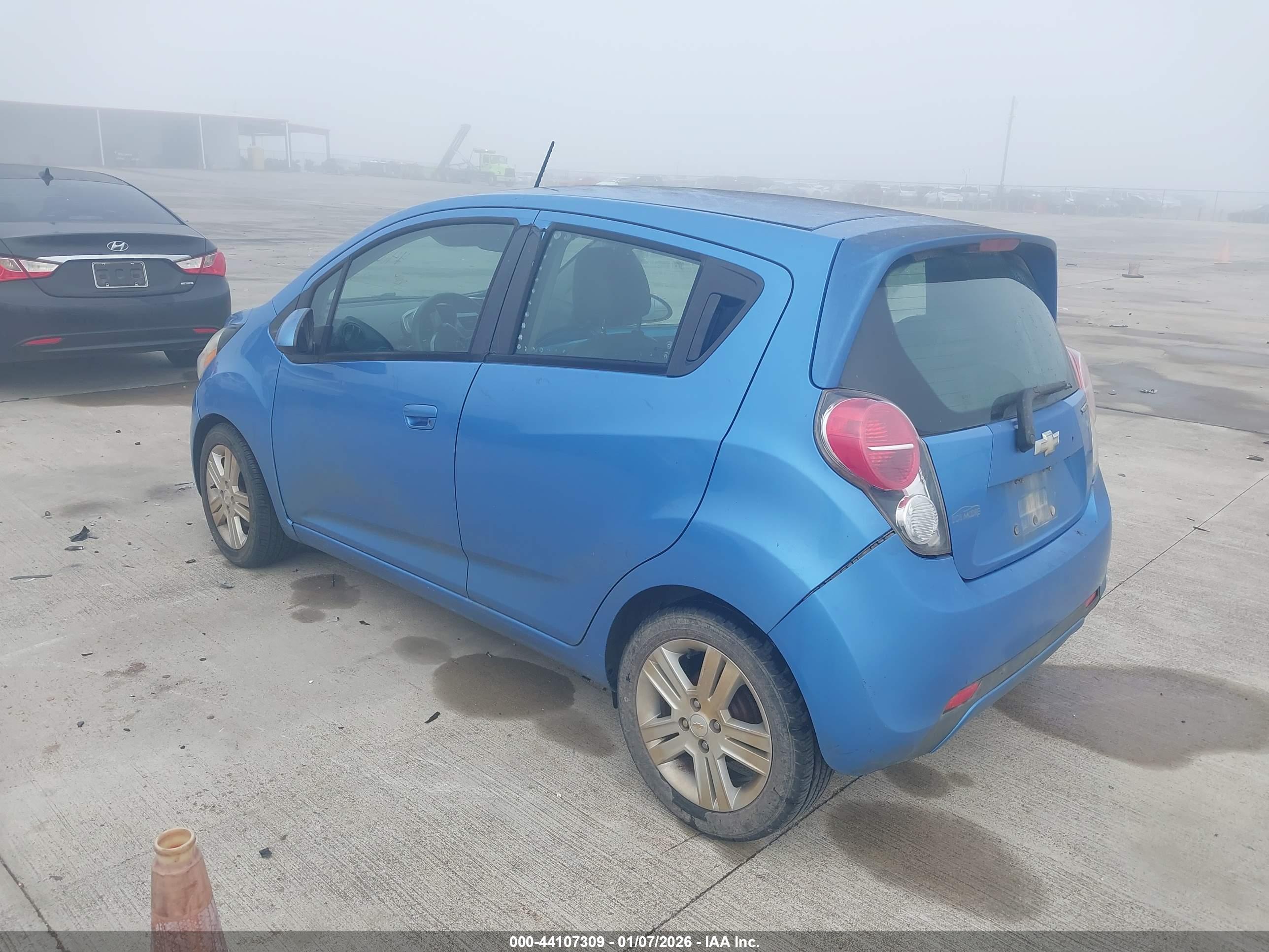 CHEVROLET SPARK image 6