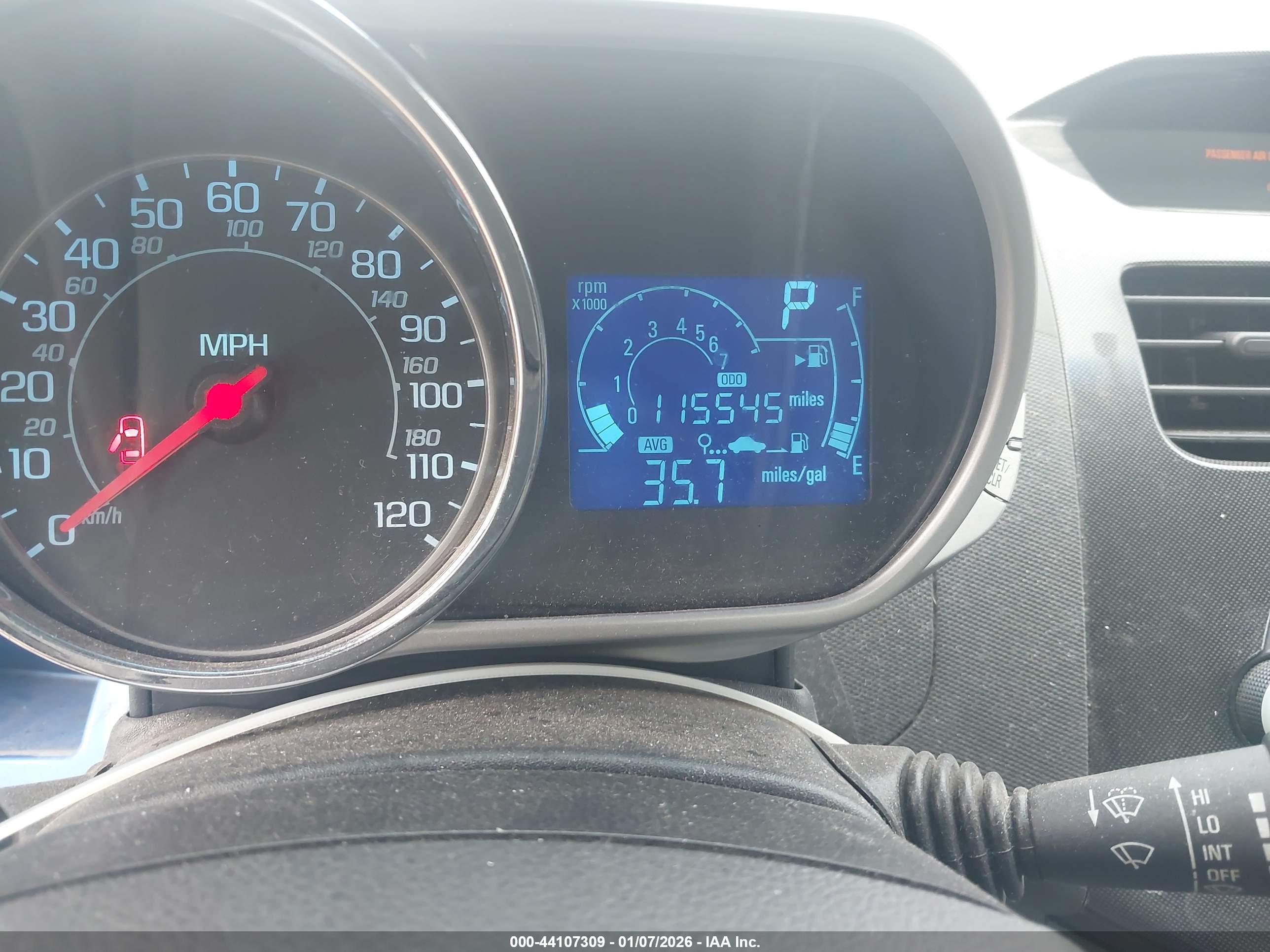 CHEVROLET SPARK image 7