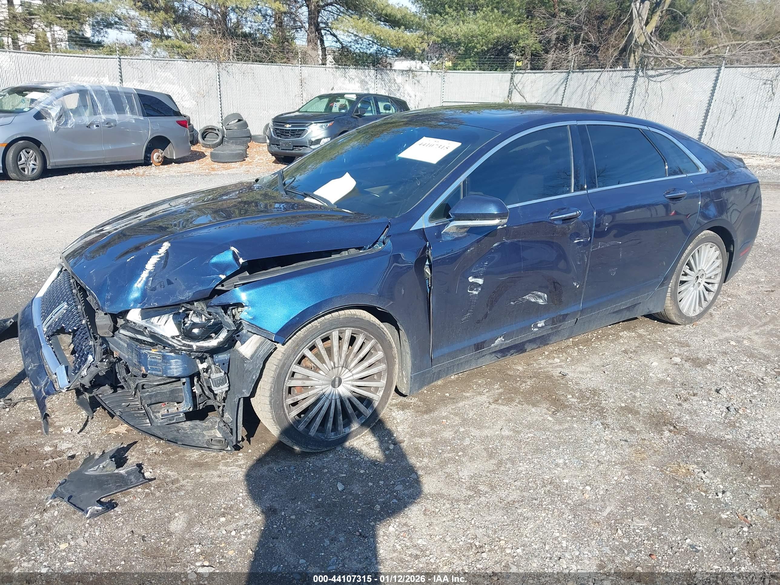 LINCOLN MKZ image 2