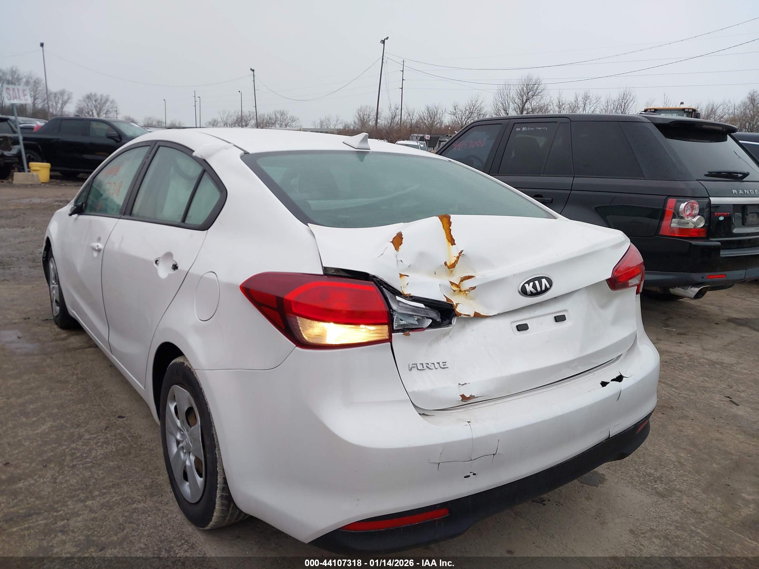 KIA FORTE image 6