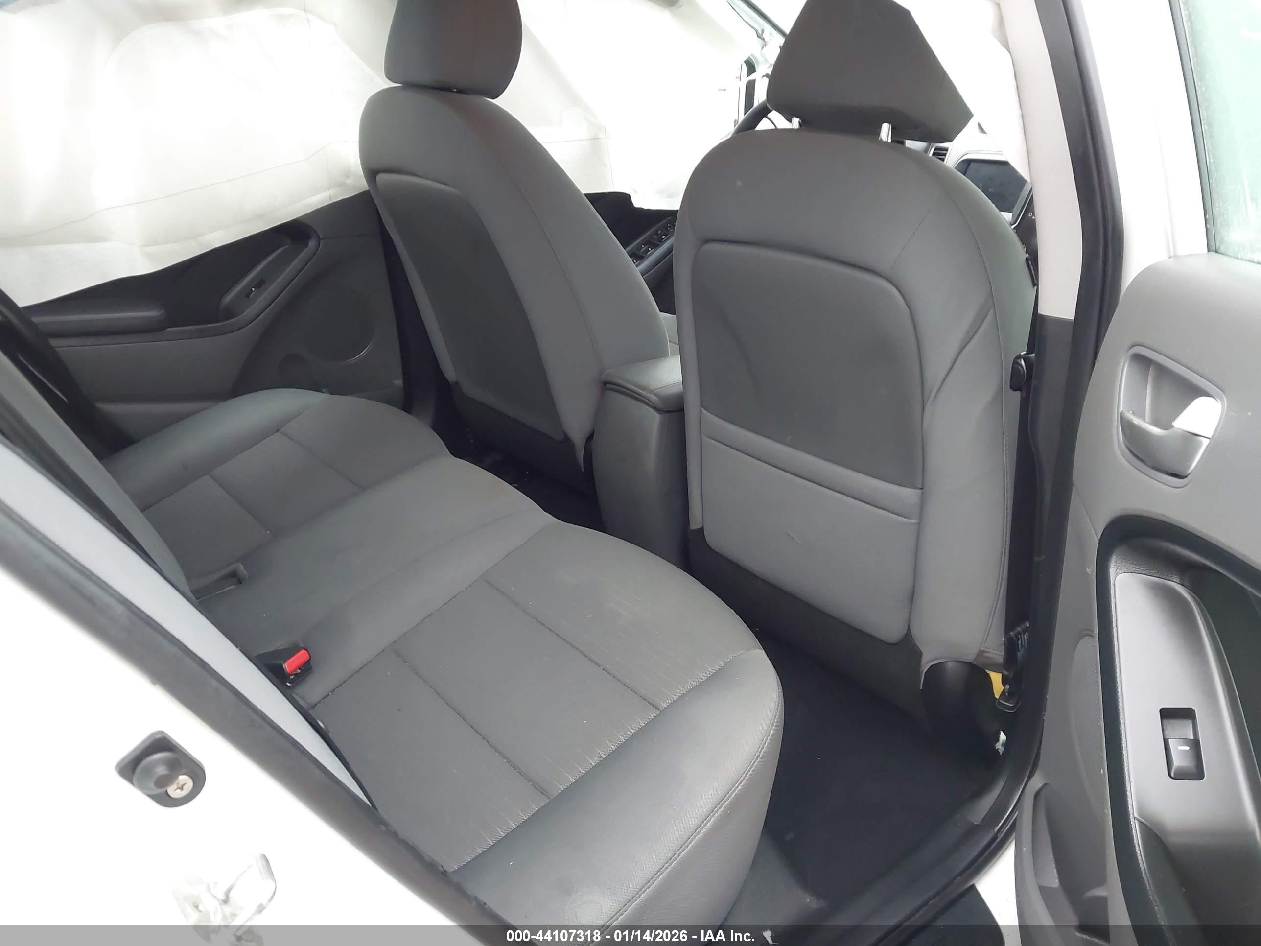 KIA FORTE image 8