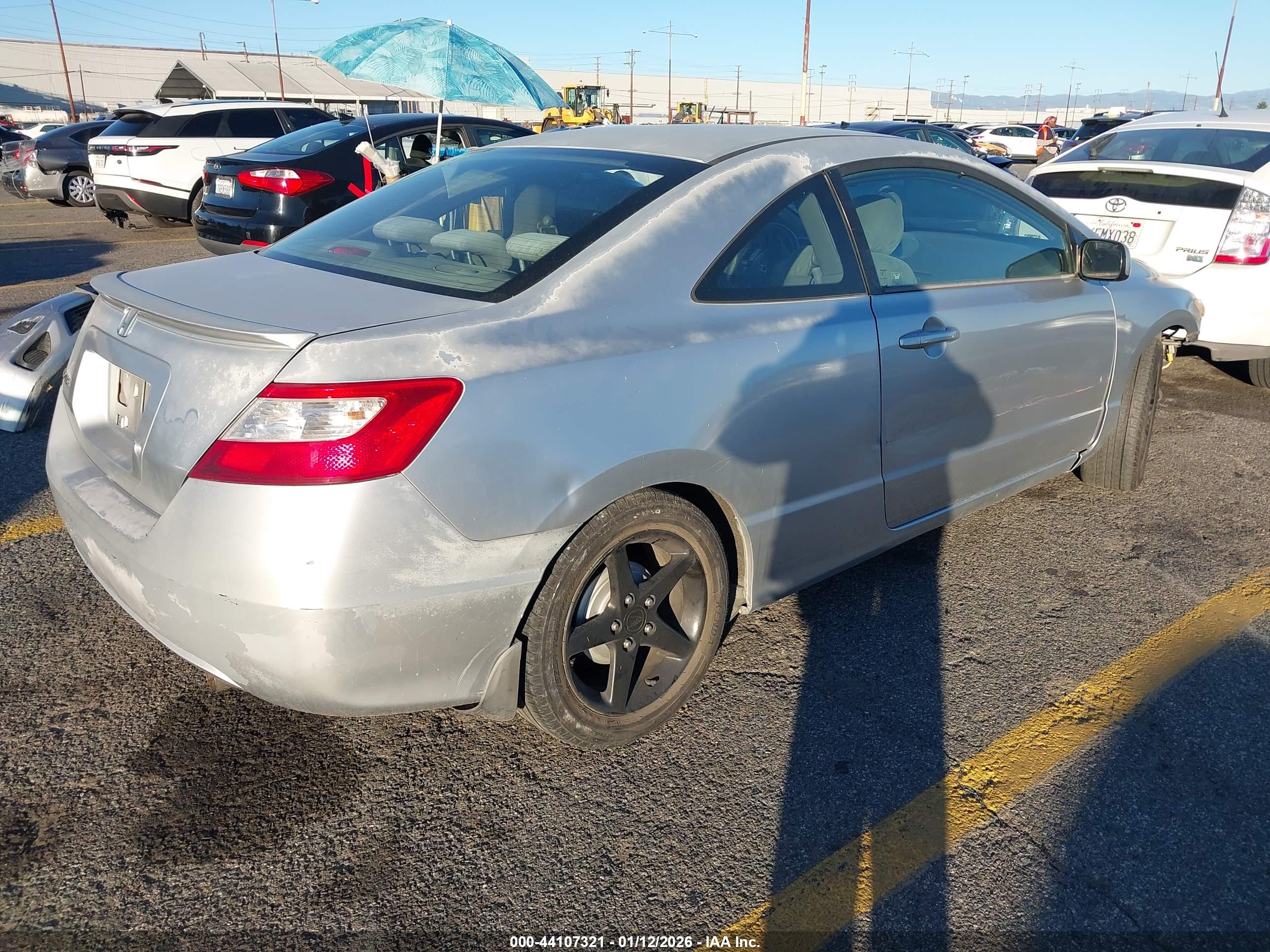 HONDA CIVIC image 4