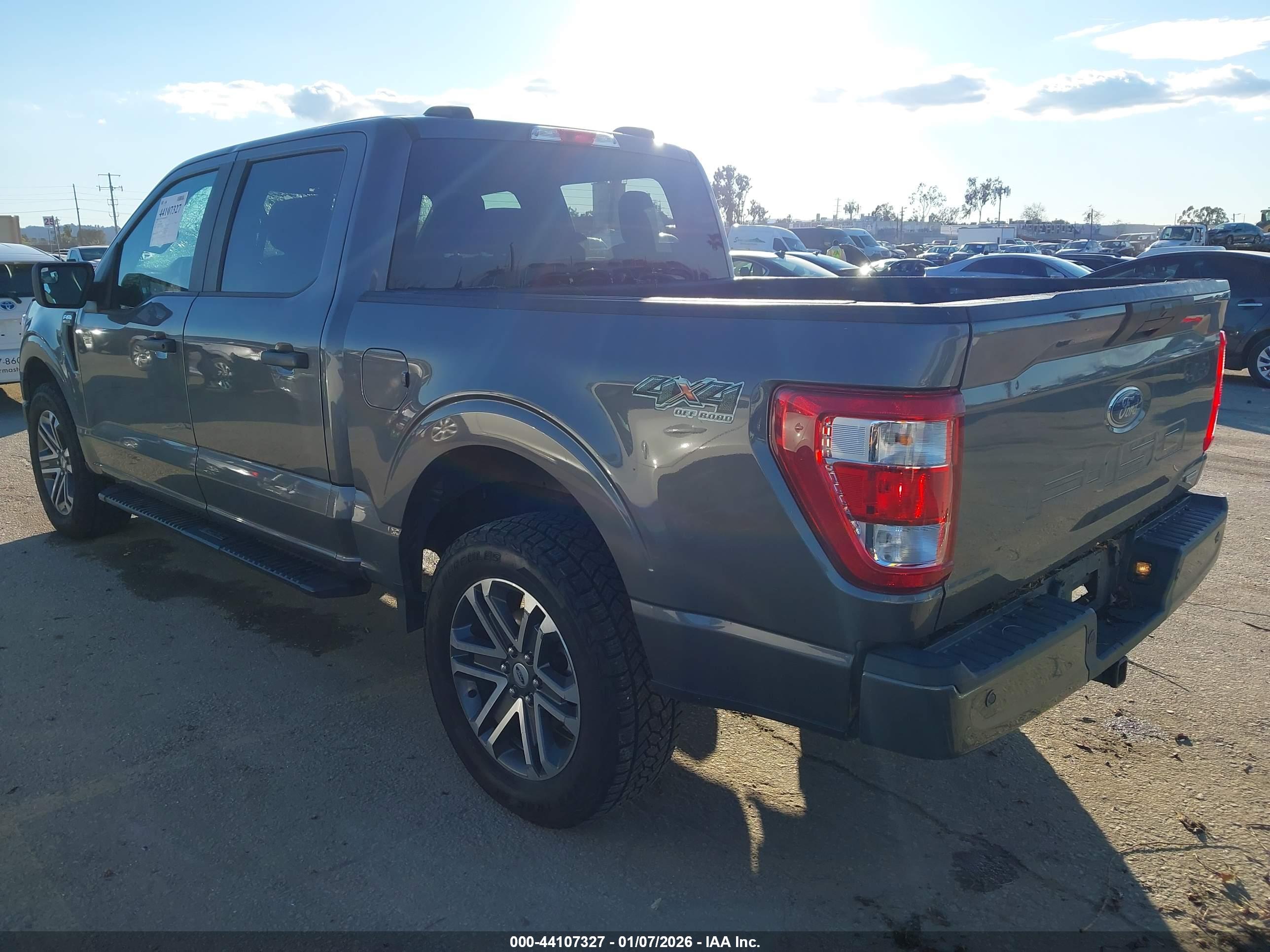 FORD F-150 image 3