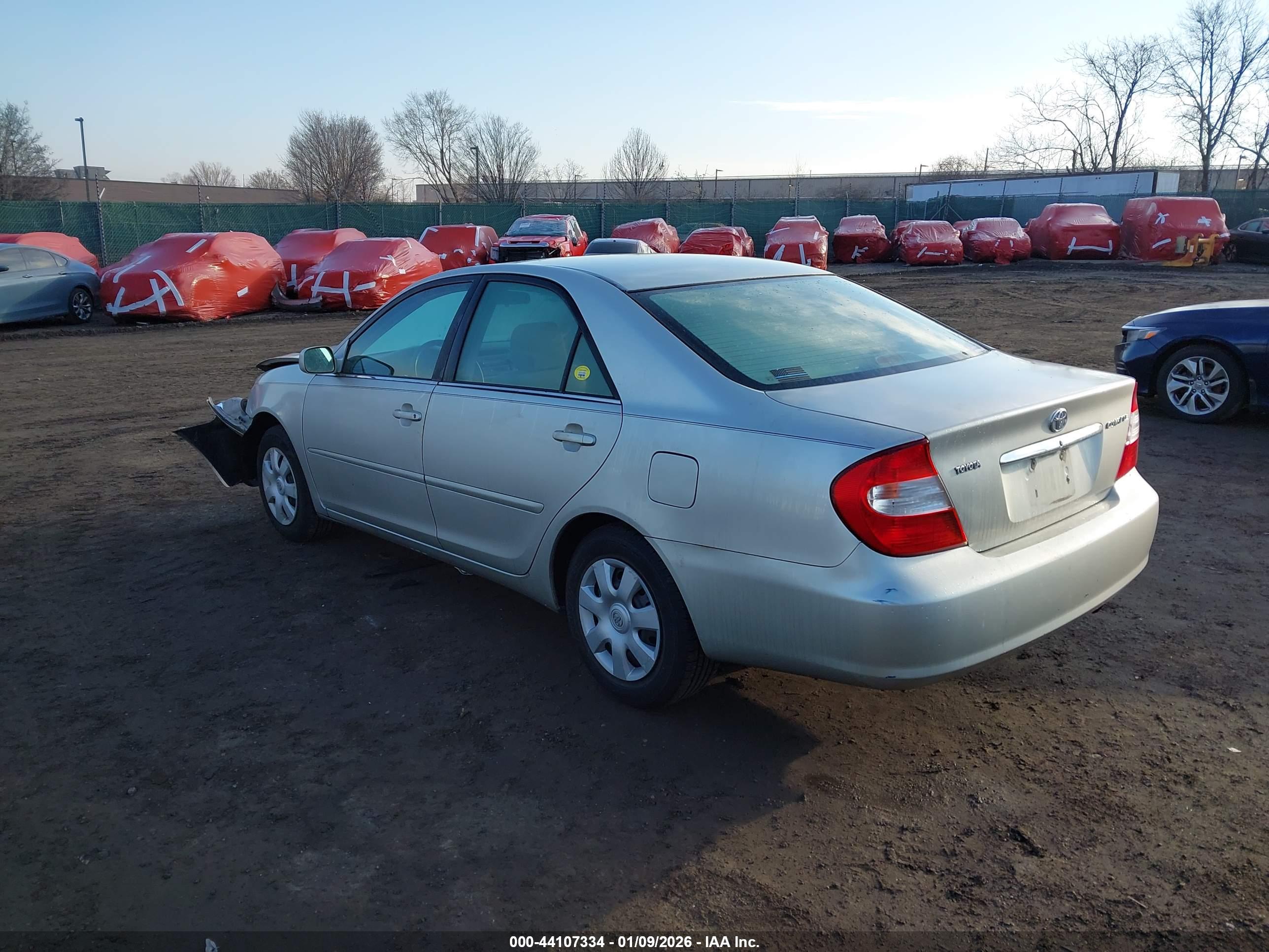 TOYOTA CAMRY image 3