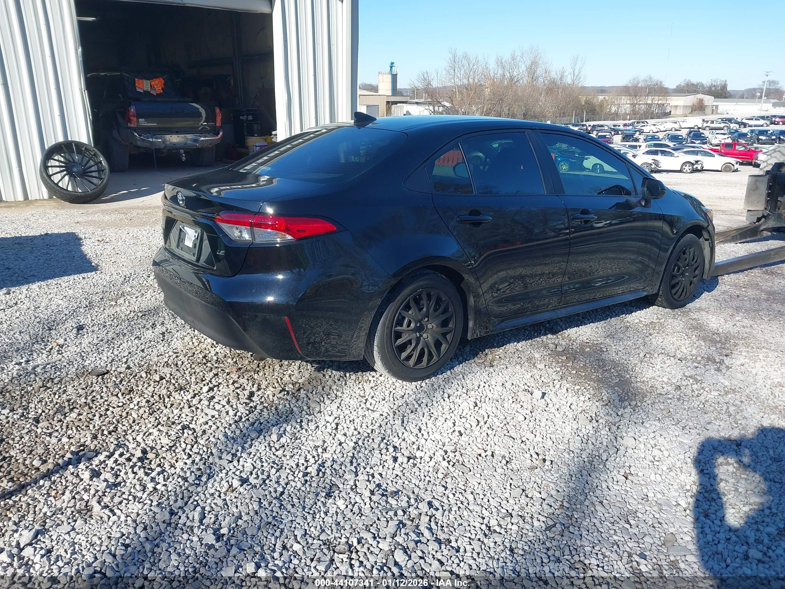 TOYOTA COROLLA image 4