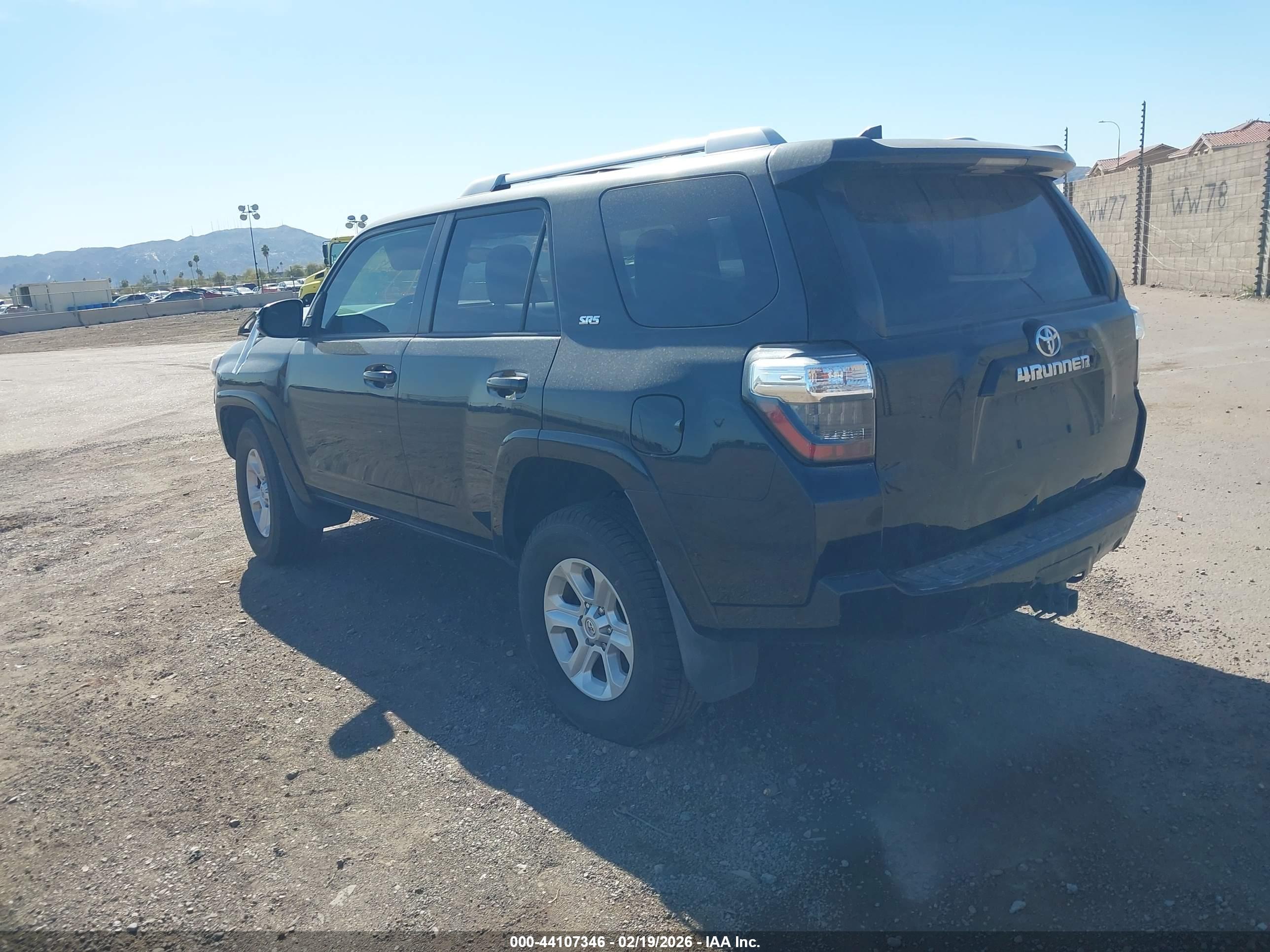 TOYOTA 4RUNNER image 3