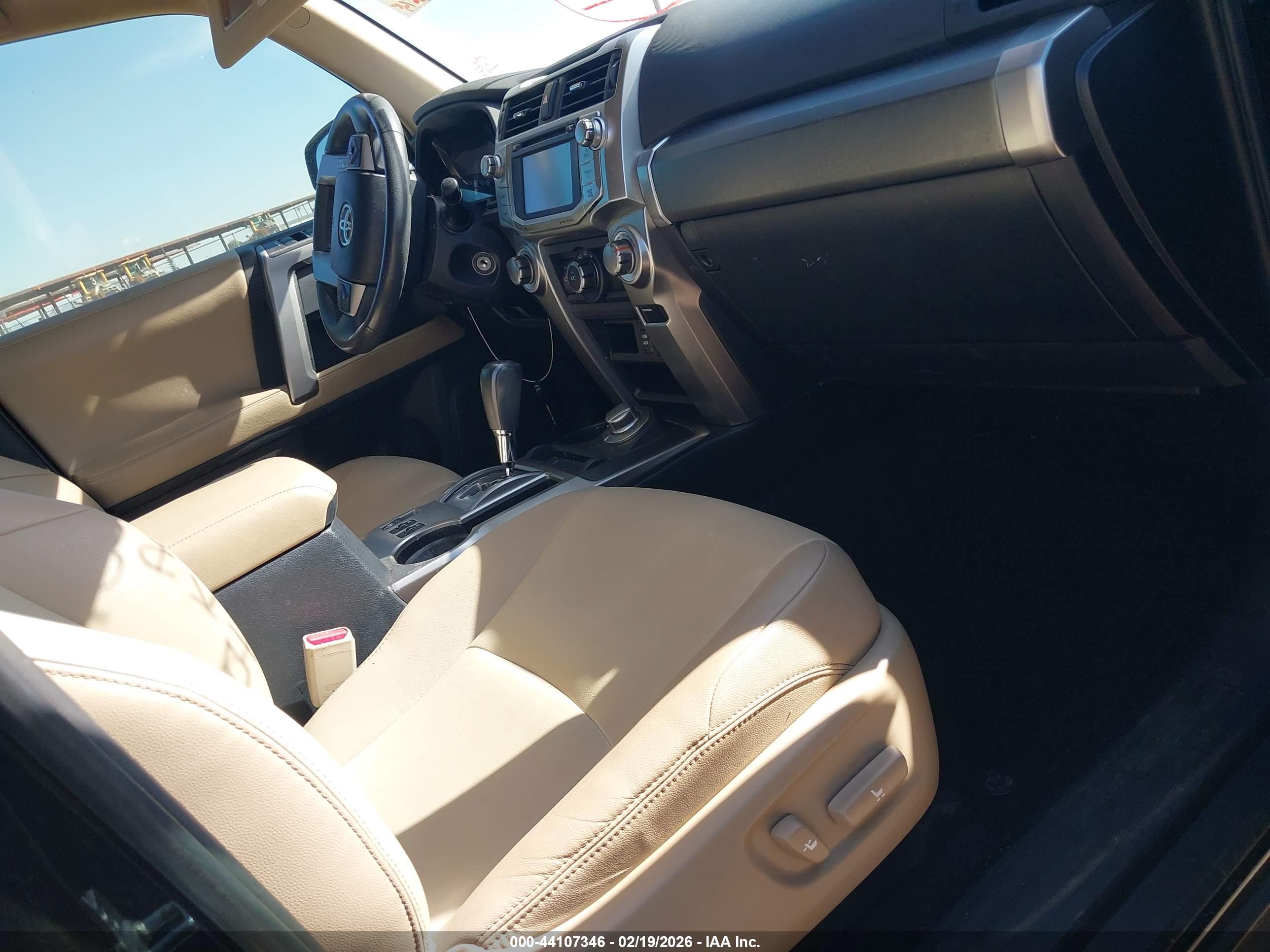 TOYOTA 4RUNNER image 5
