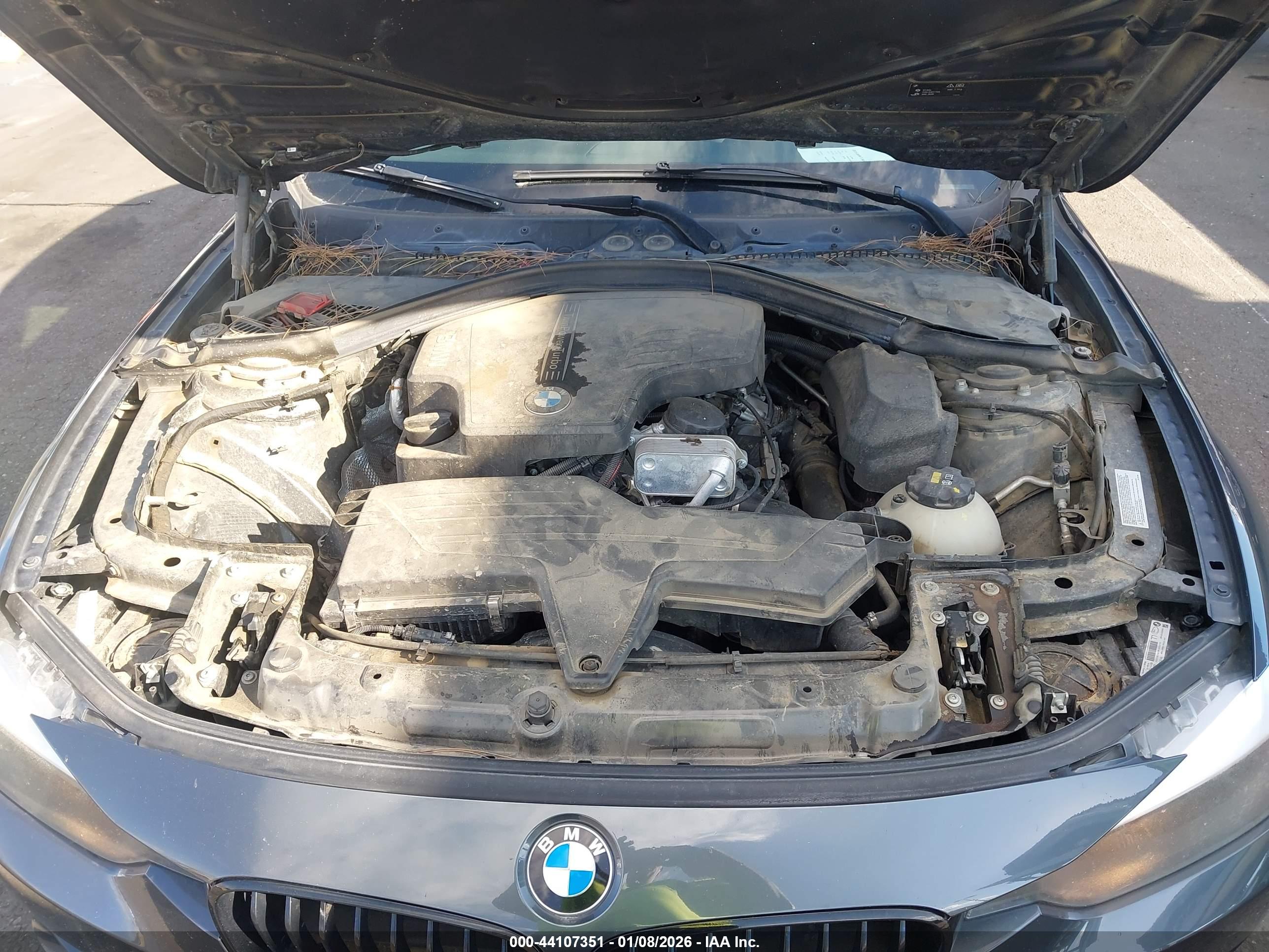BMW 328I image 10