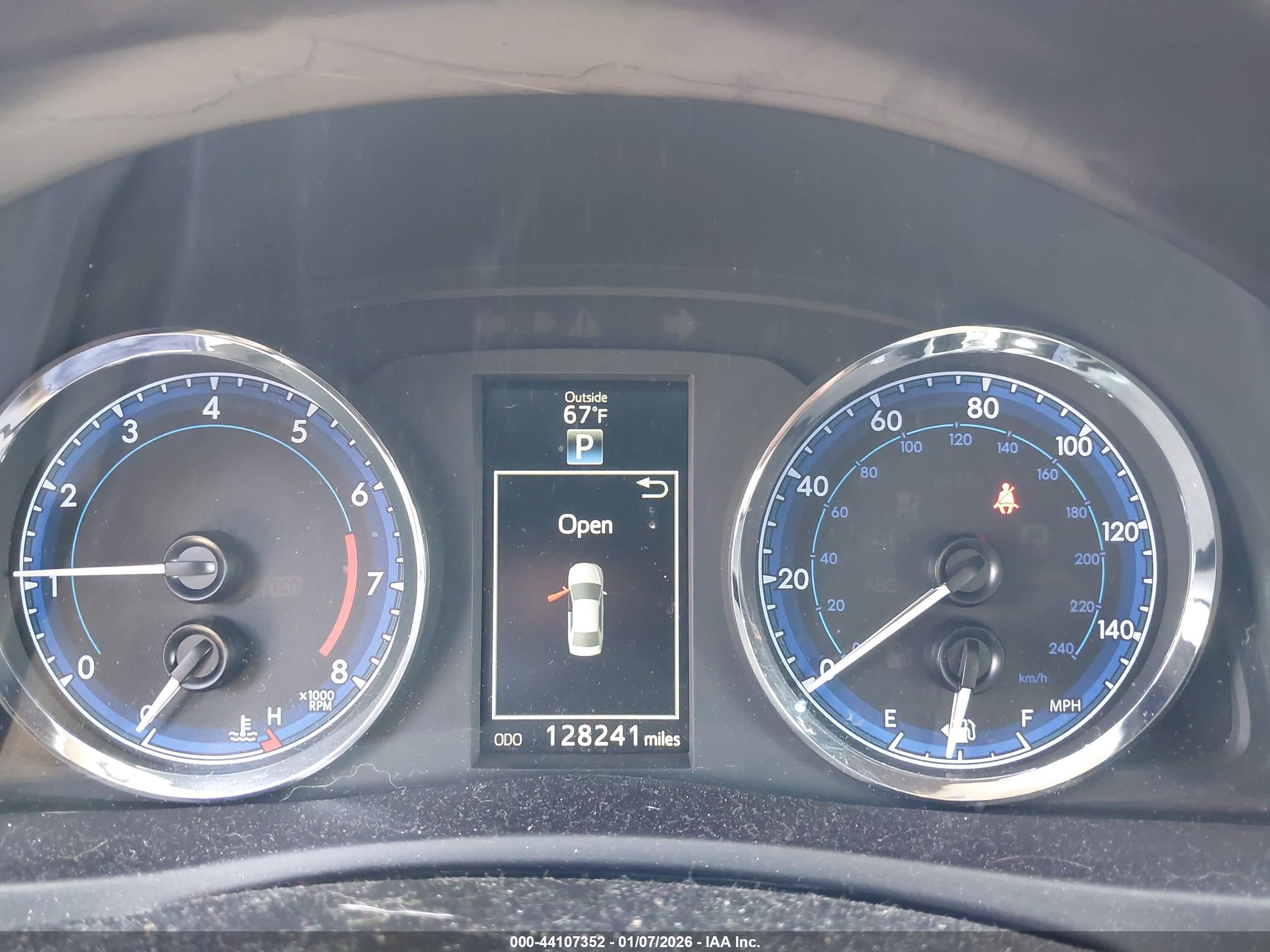 TOYOTA COROLLA image 7