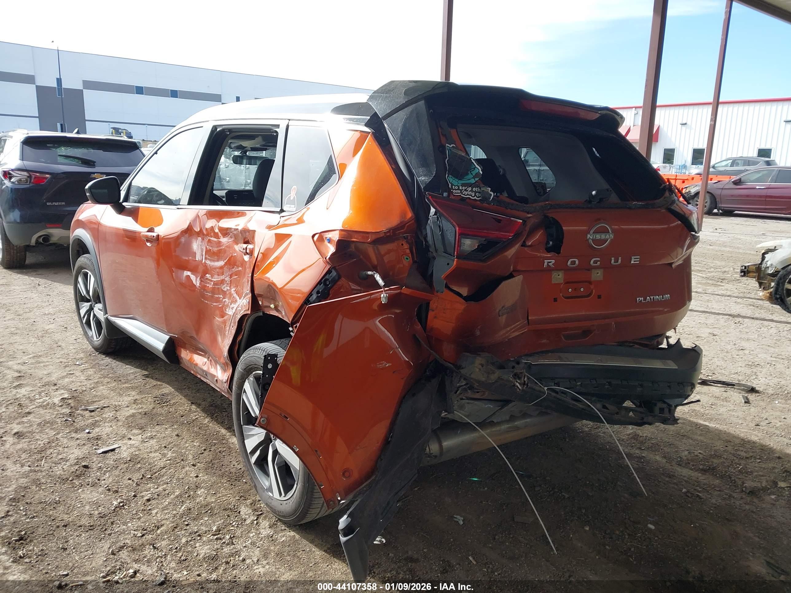 NISSAN ROGUE image 3