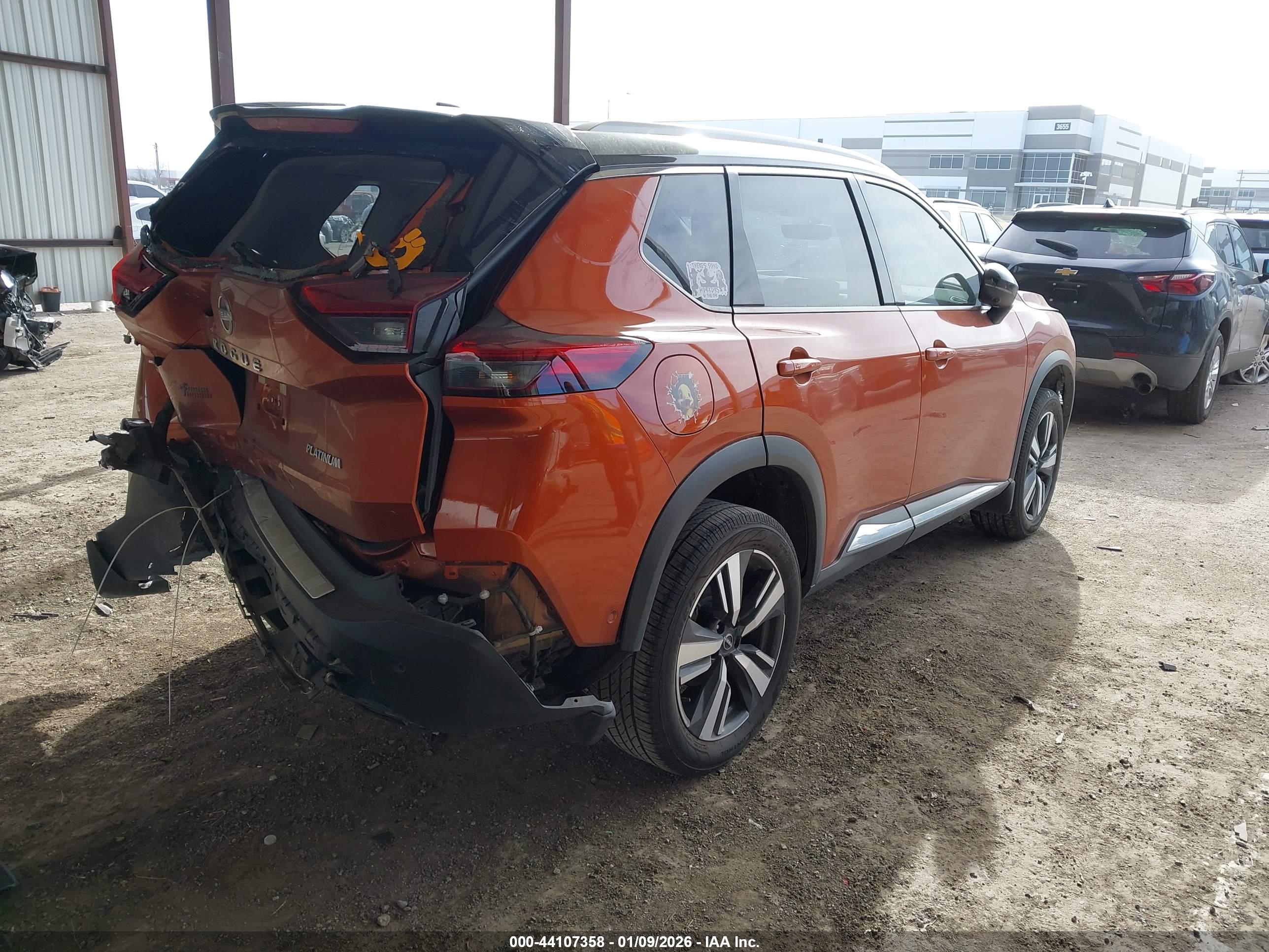 NISSAN ROGUE image 4