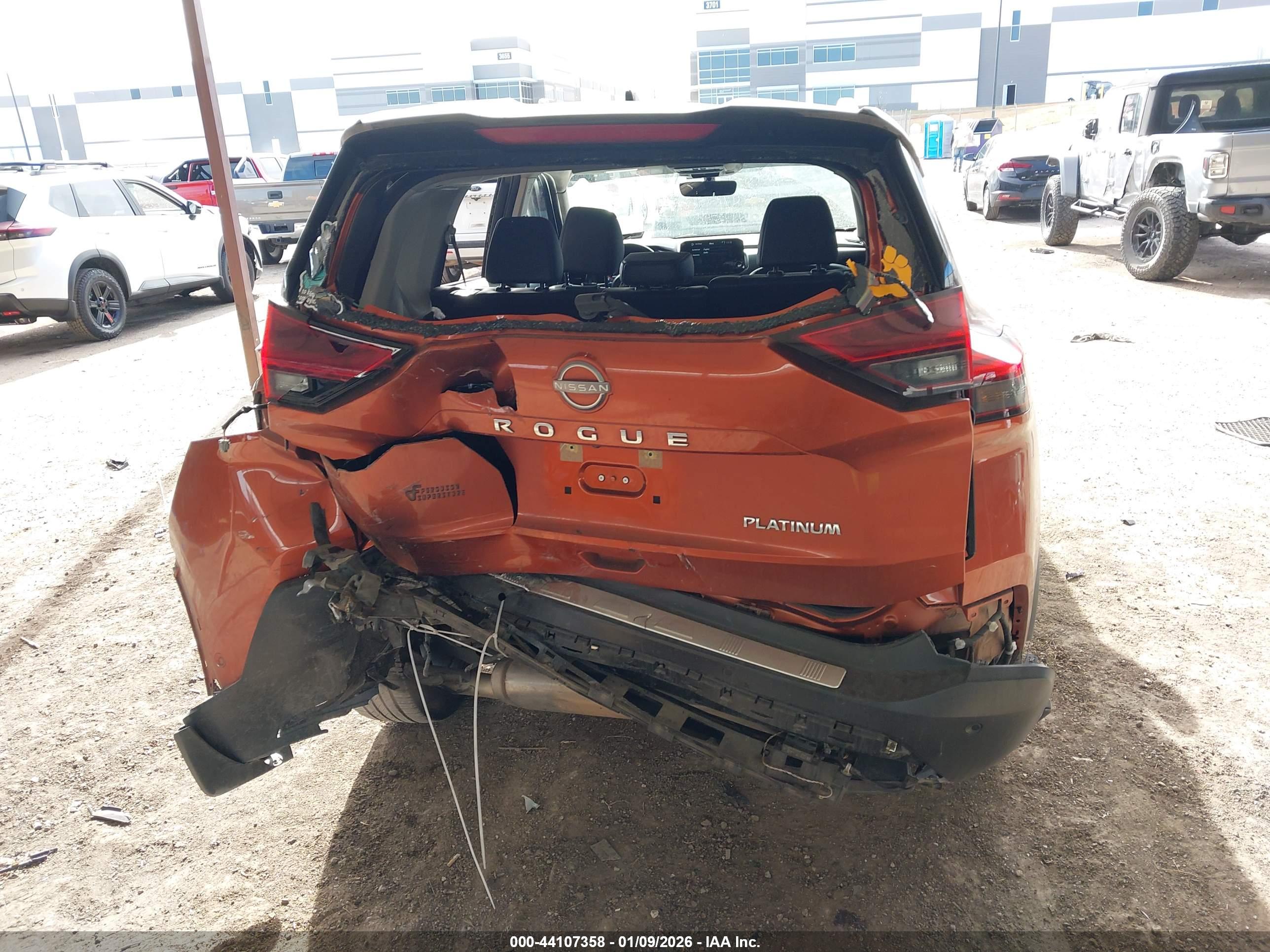 NISSAN ROGUE image 6