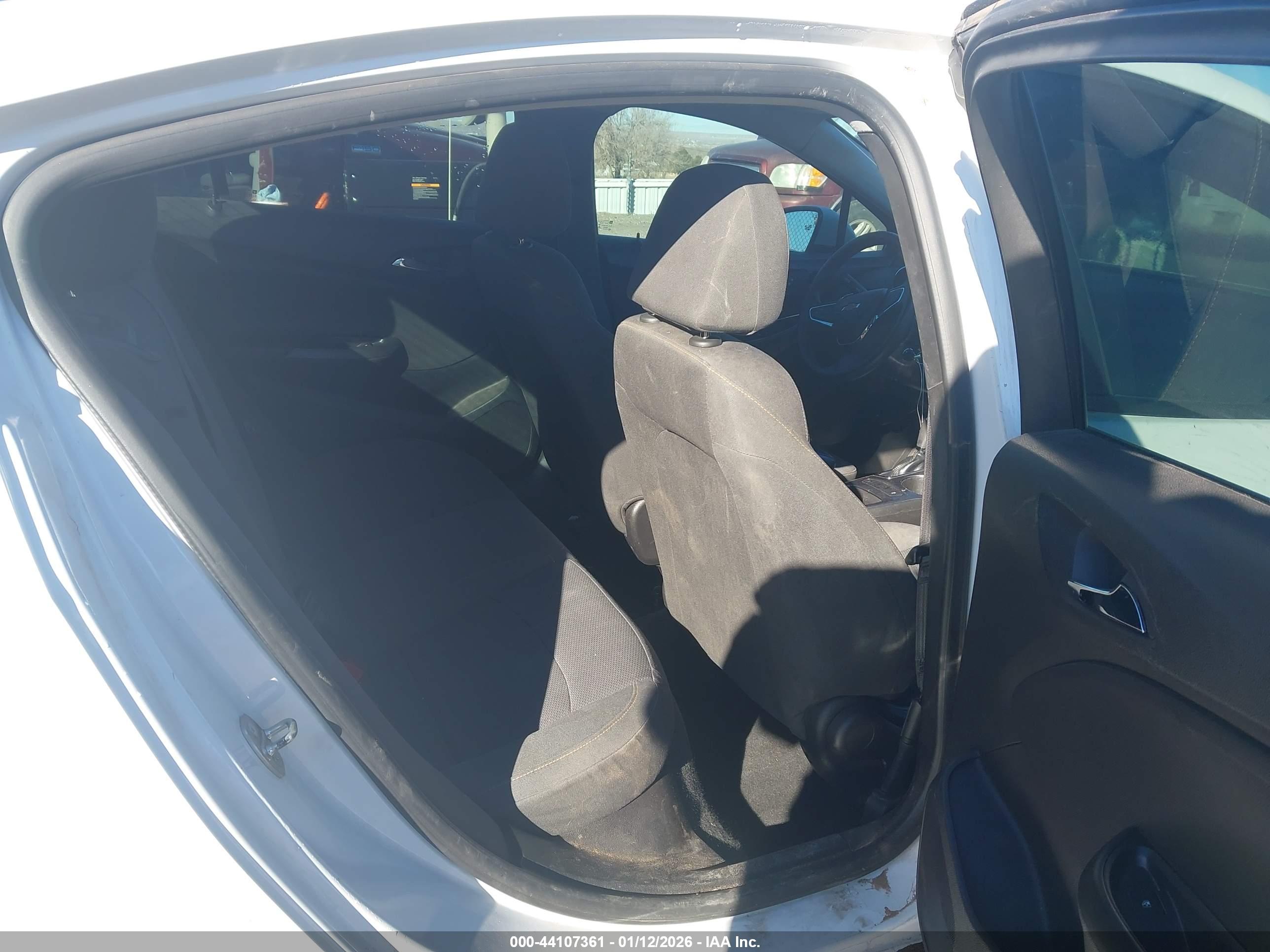 CHEVROLET CRUZE image 8
