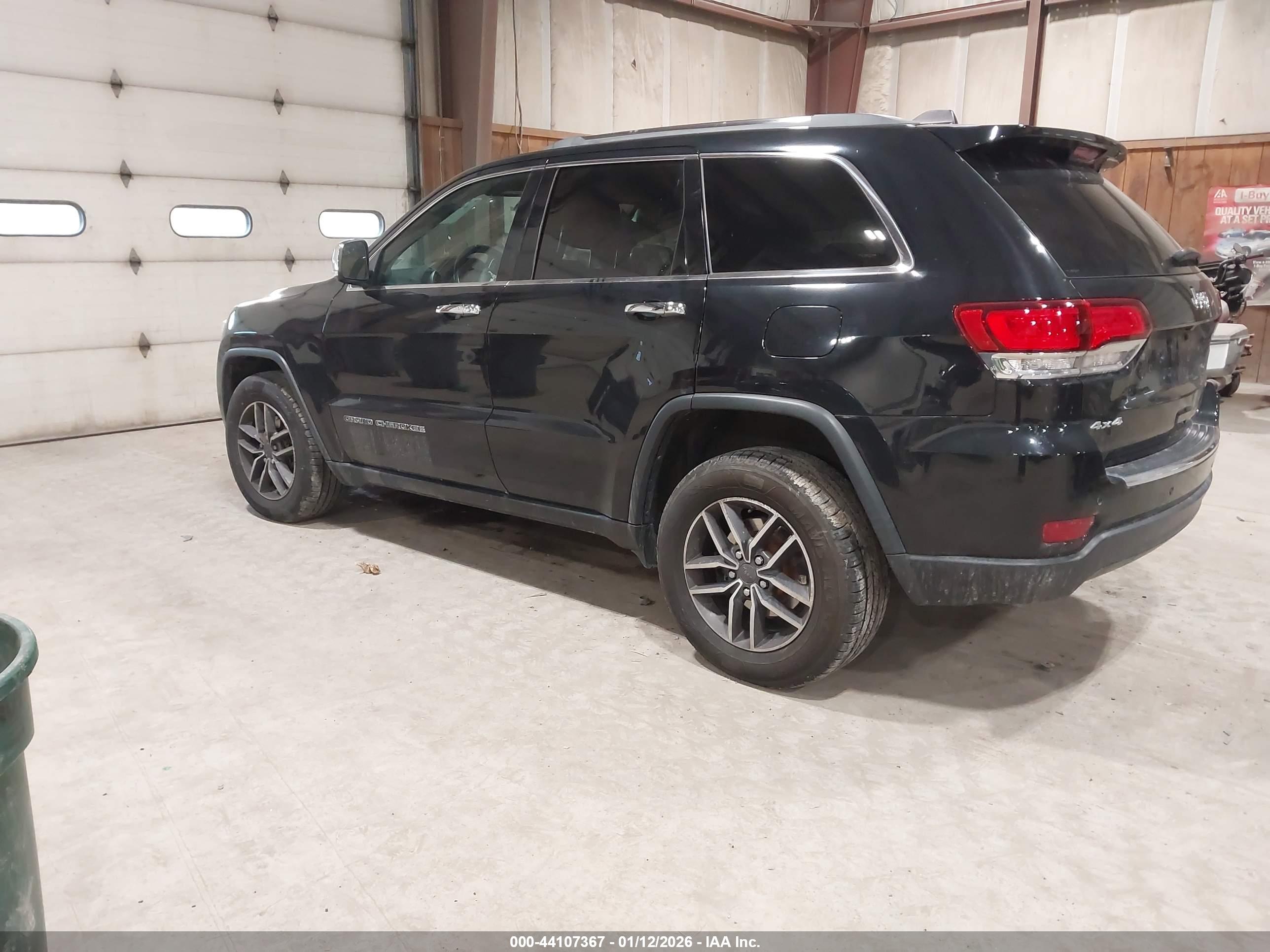 JEEP GRAND image 3